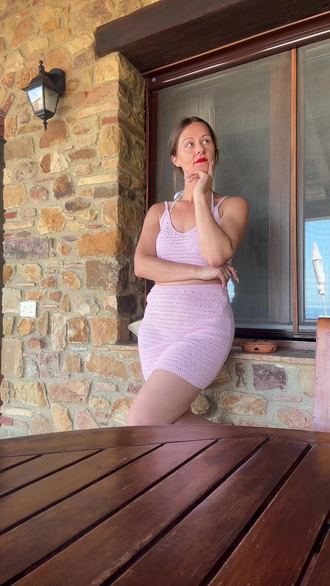 @joanna.lesley_