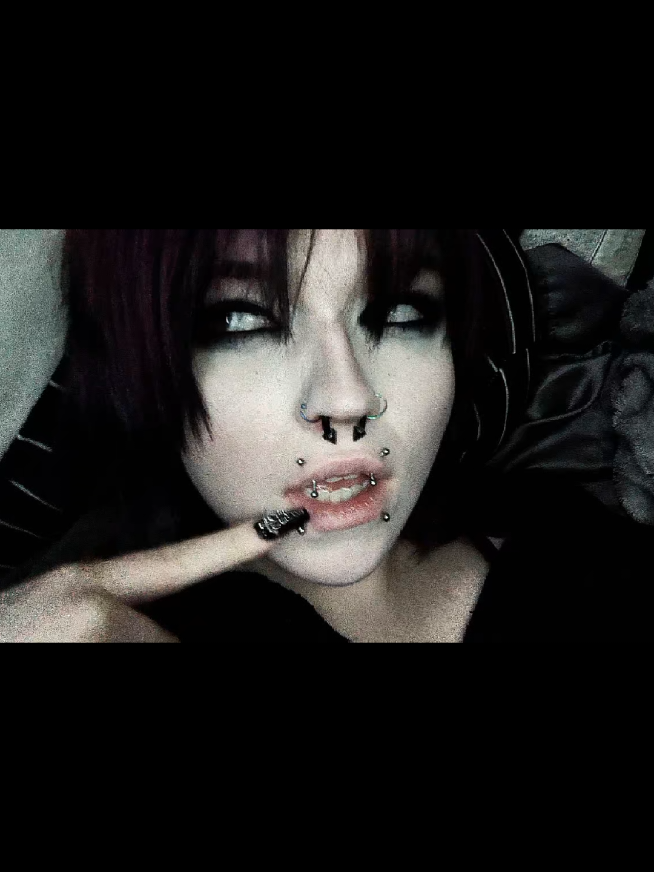 @SC3N3BBY<3