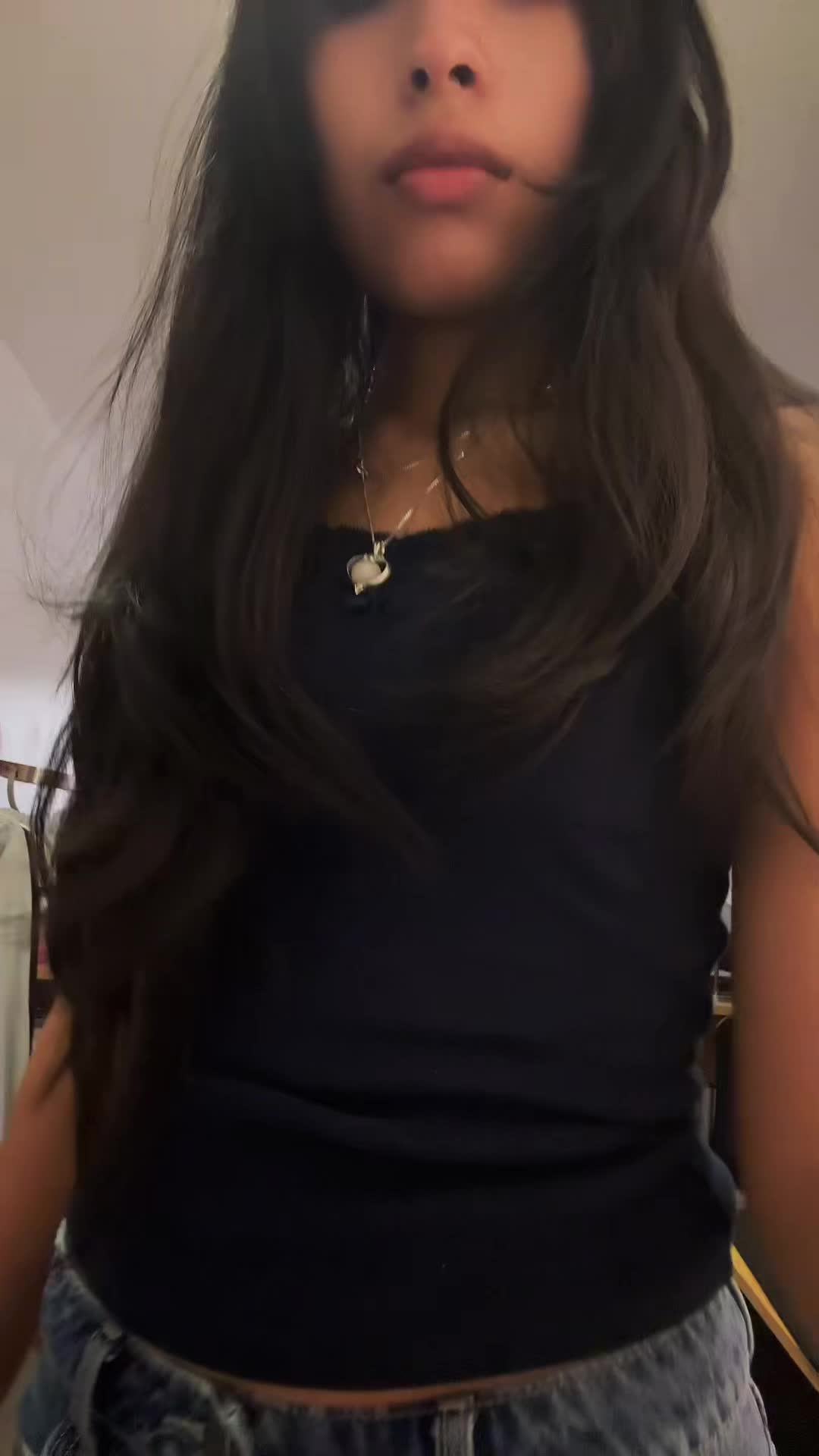@vi