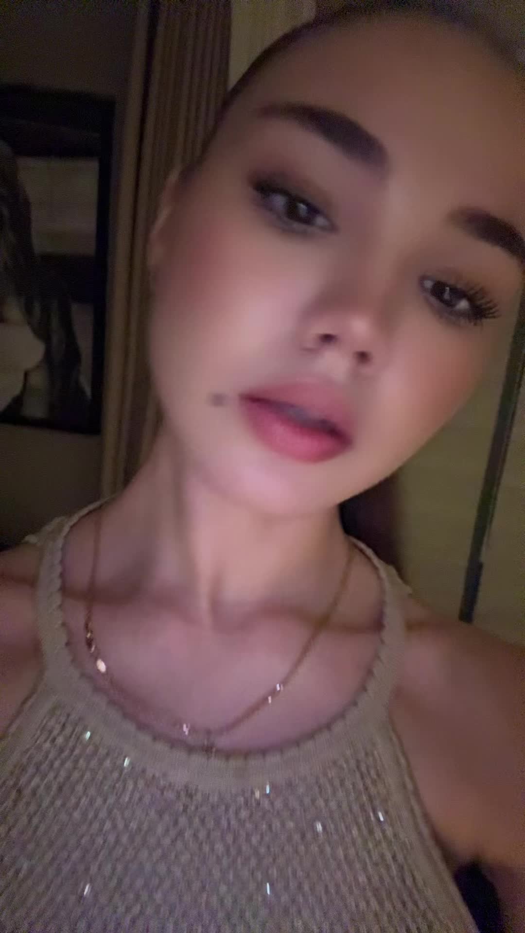 @𝒜.