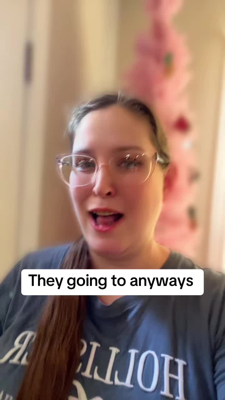 @Momma.Oz