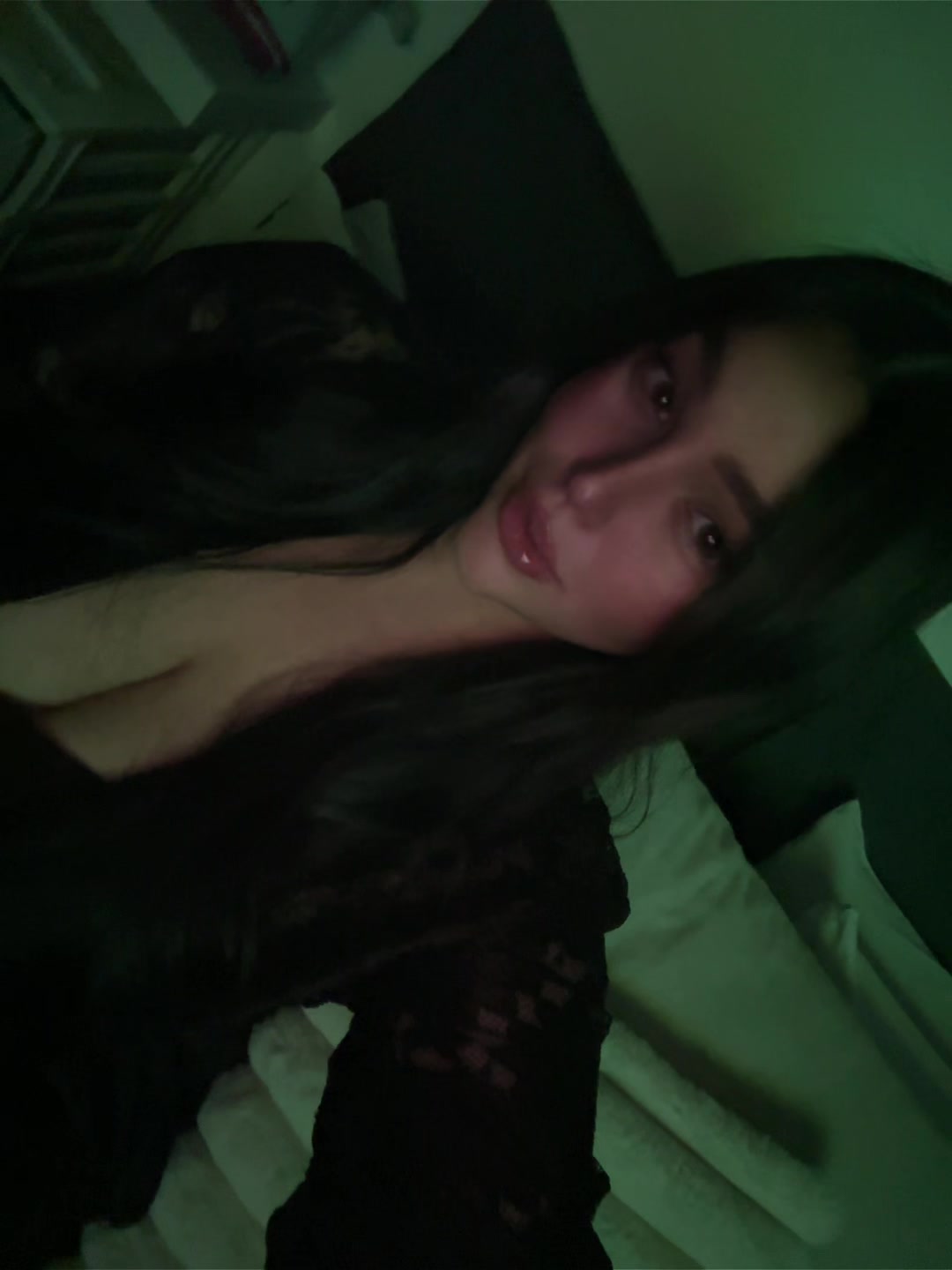 @𝗆𝗂𝖼𝗁𝖾𝗅𝗅𝖾𝖼𝗈𝗅𝖾𝗅𝗅𝖺