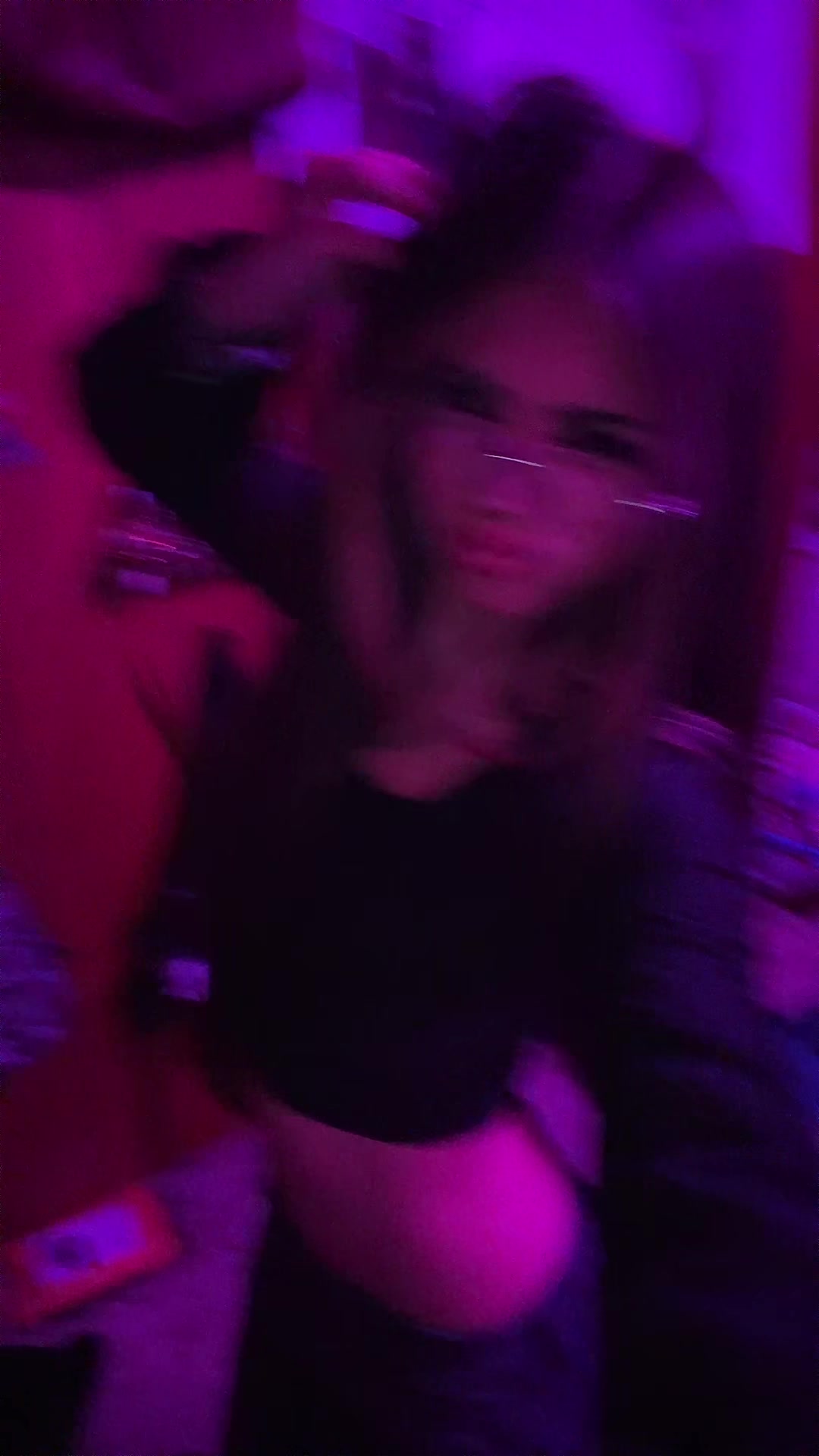 @Alexis🥀🎸🎧