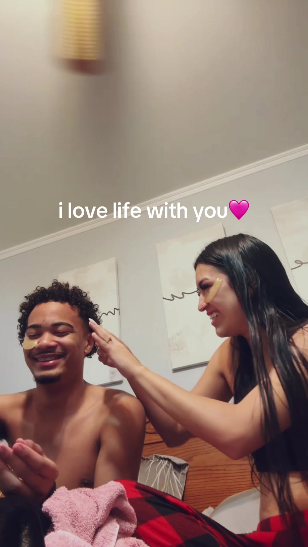 @jazzlyn ᥫ᭡.