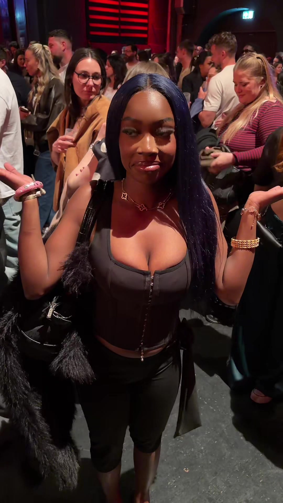 @mia