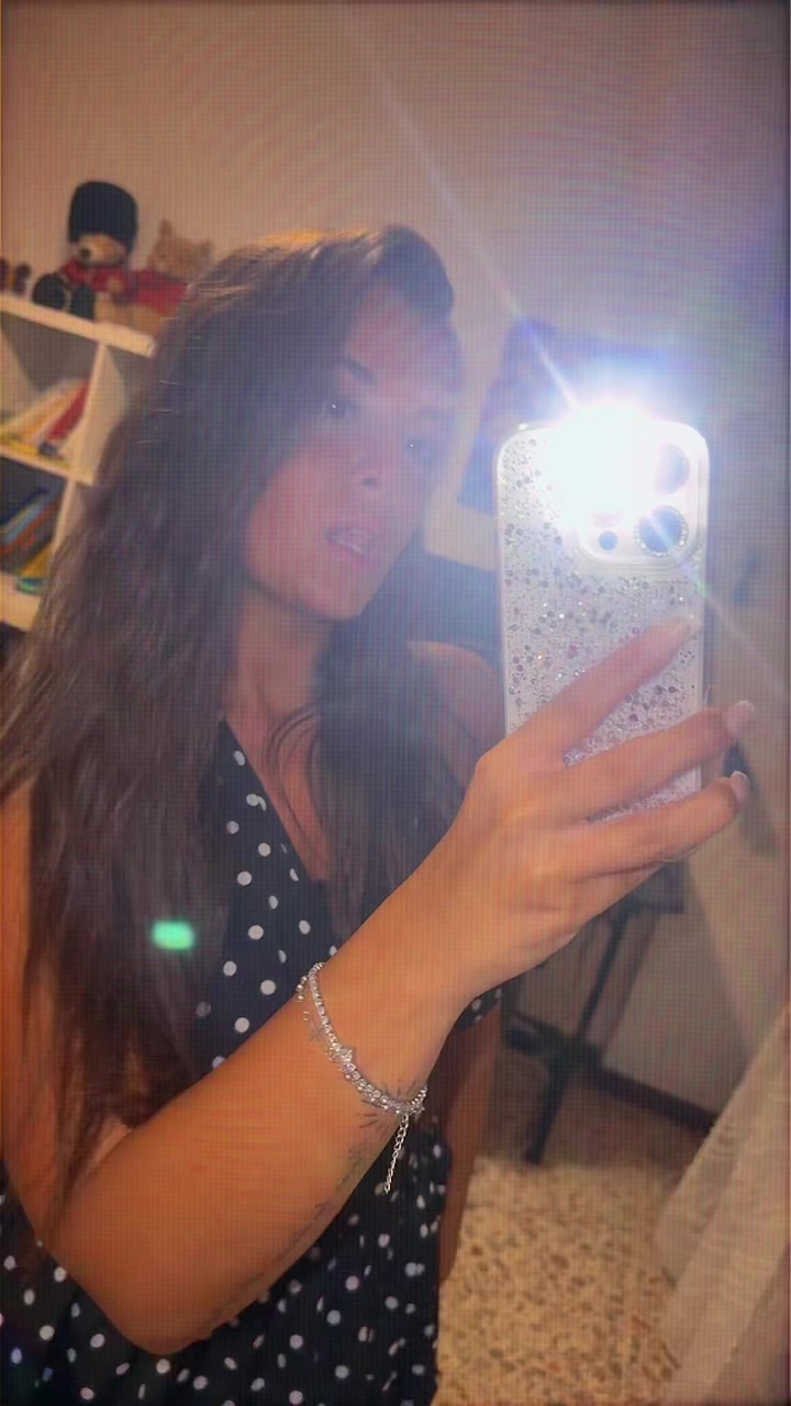 @v&igrave;