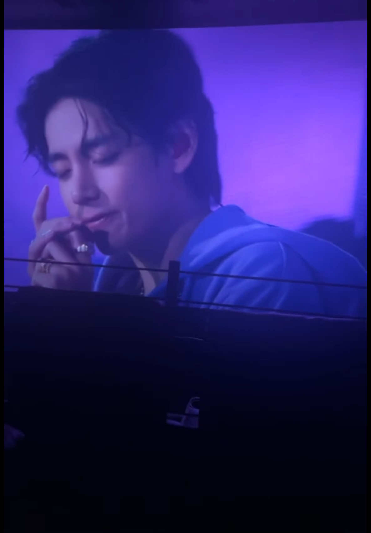 @⟭⟬ ⁷
