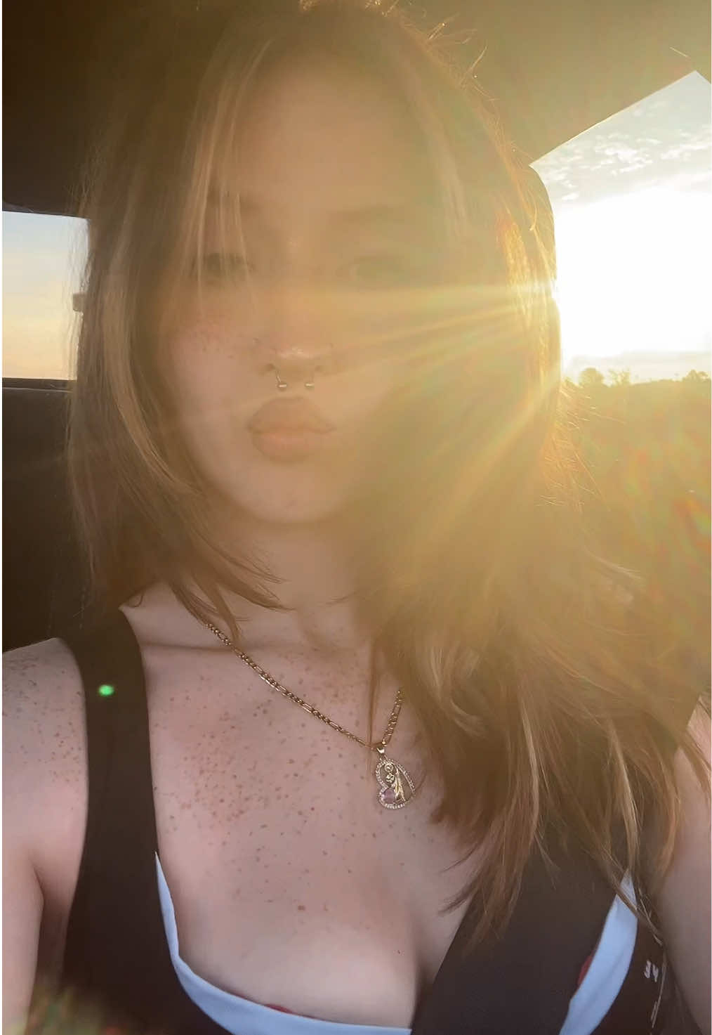 @f4wng1rl