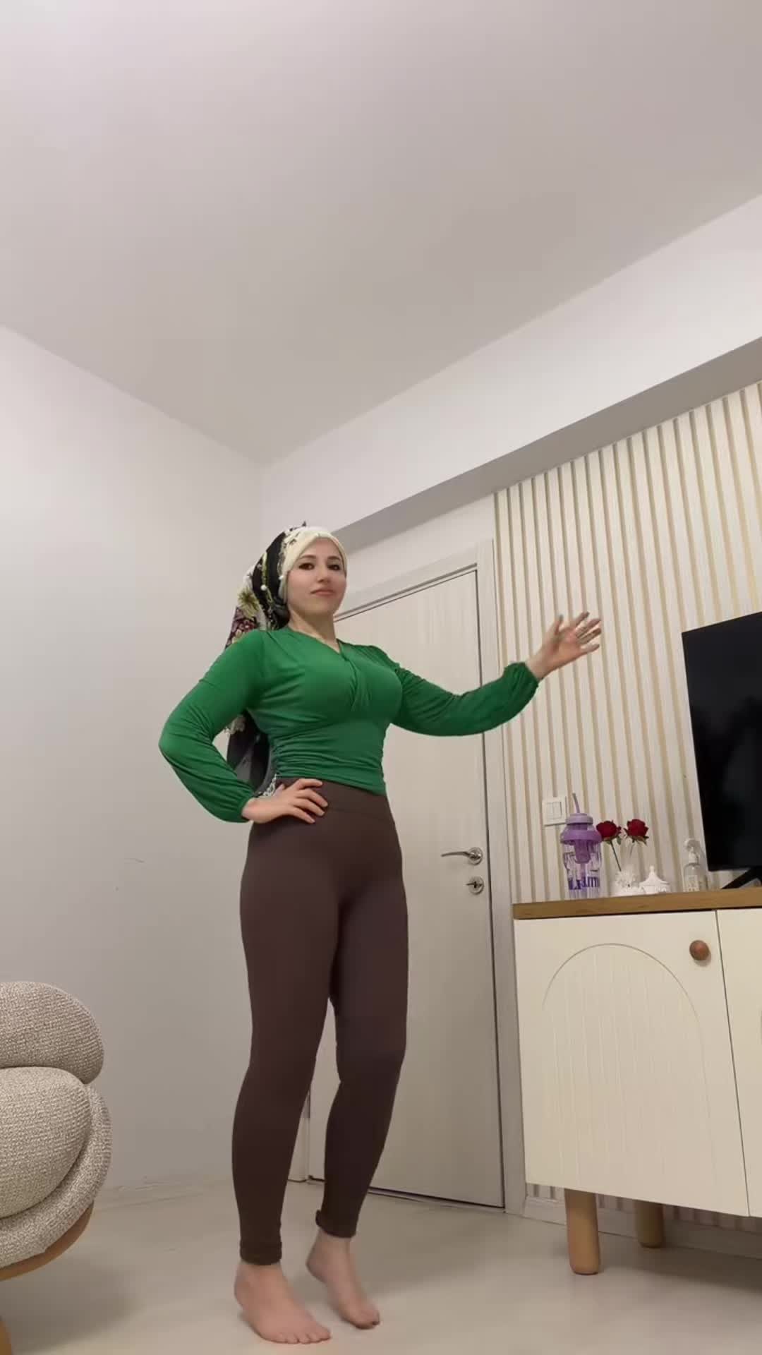 @,,,,,,,,,