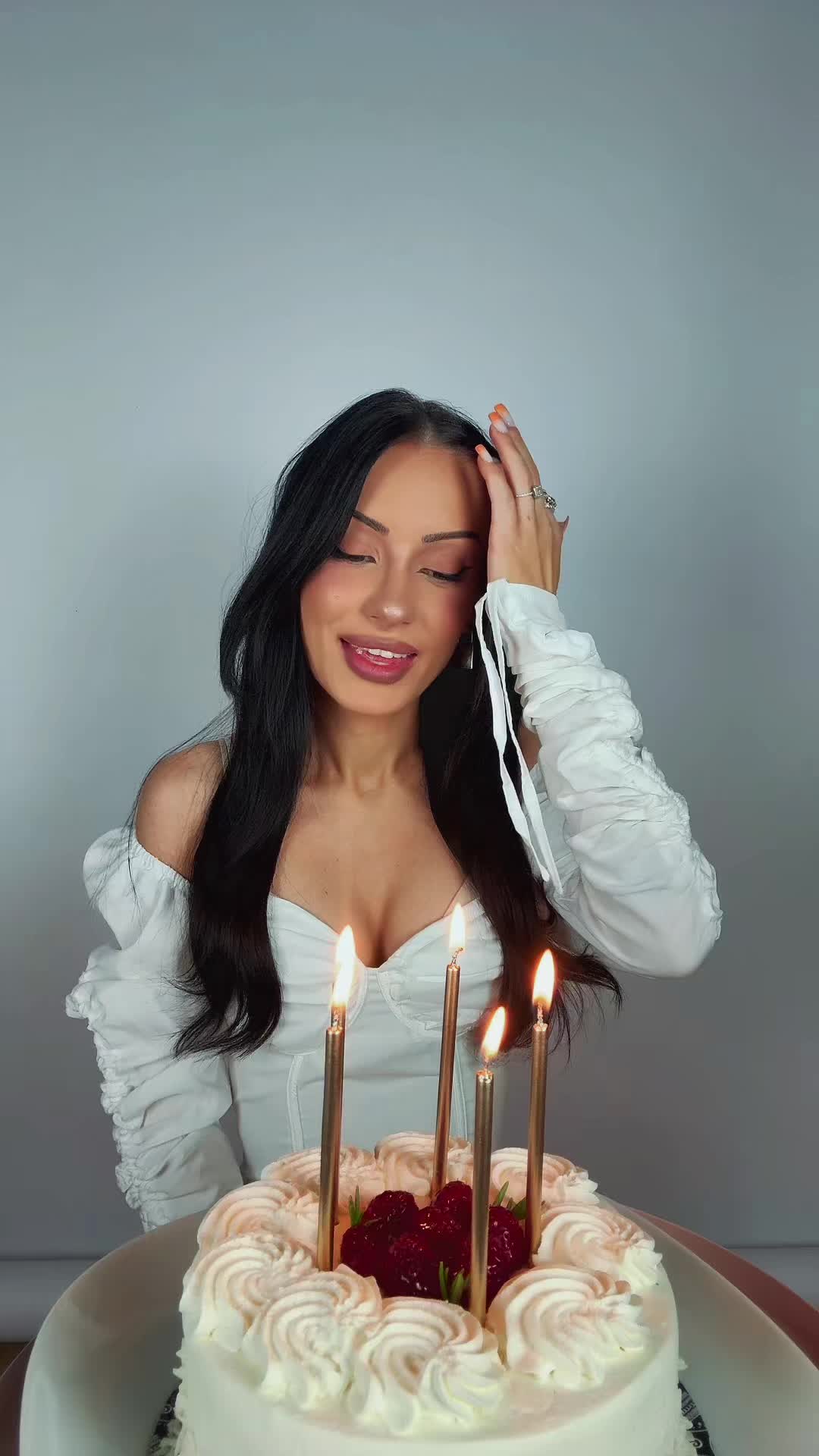 @adriannaskon