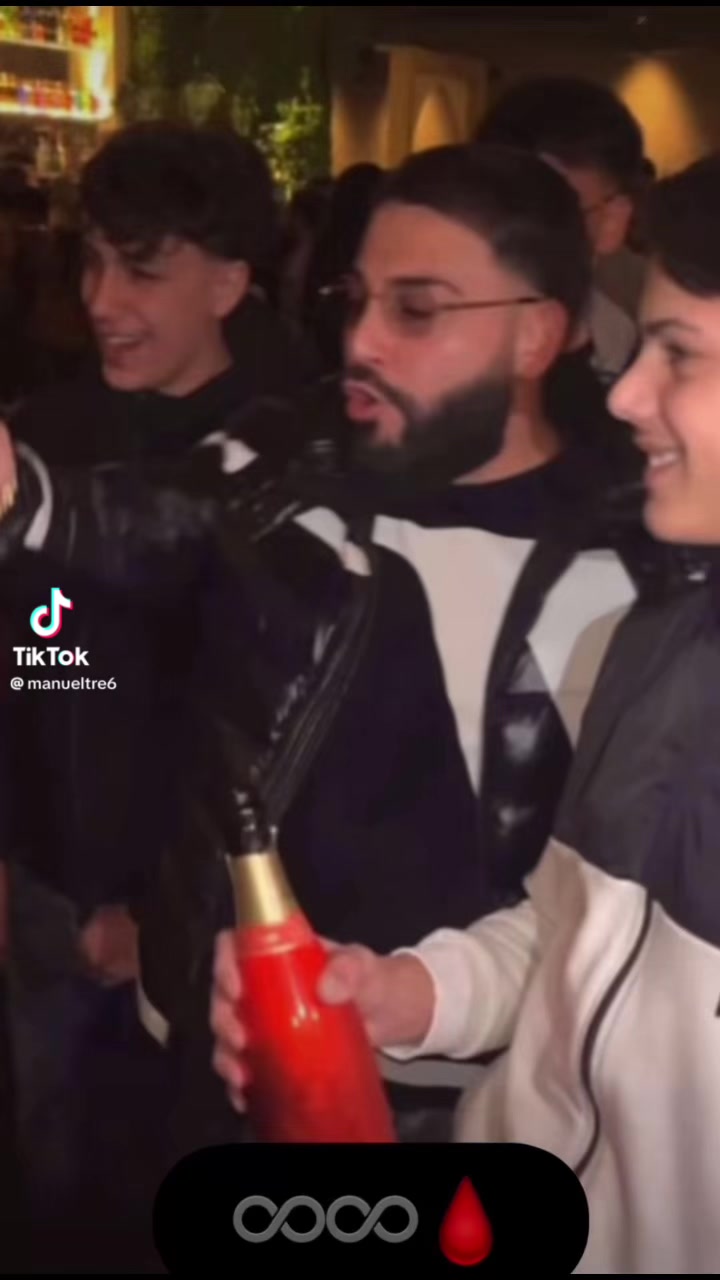 @Sconosciuto ❤️🖤❤️🖤