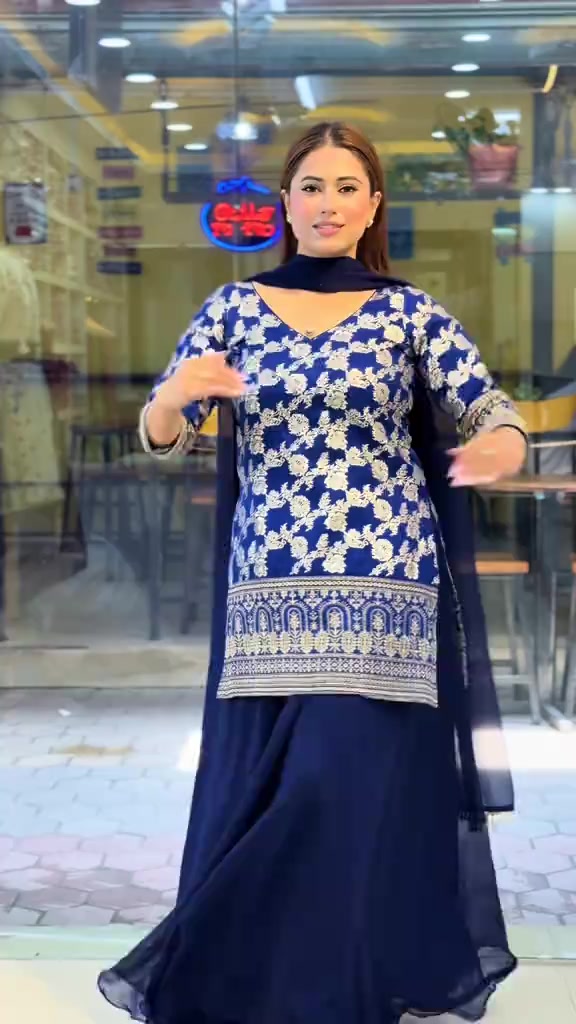 @Nishi Fashion & Lifestyle