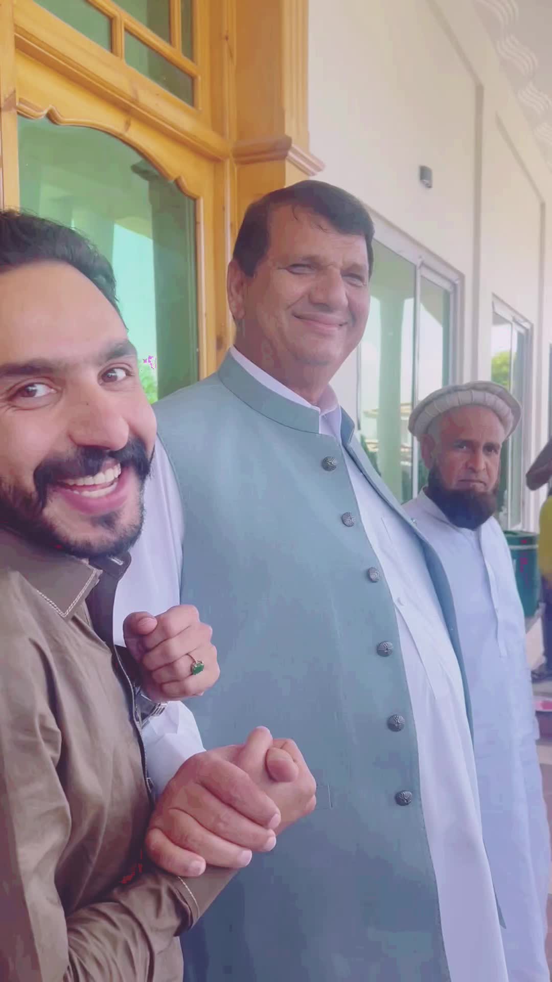 @لوانگین خان