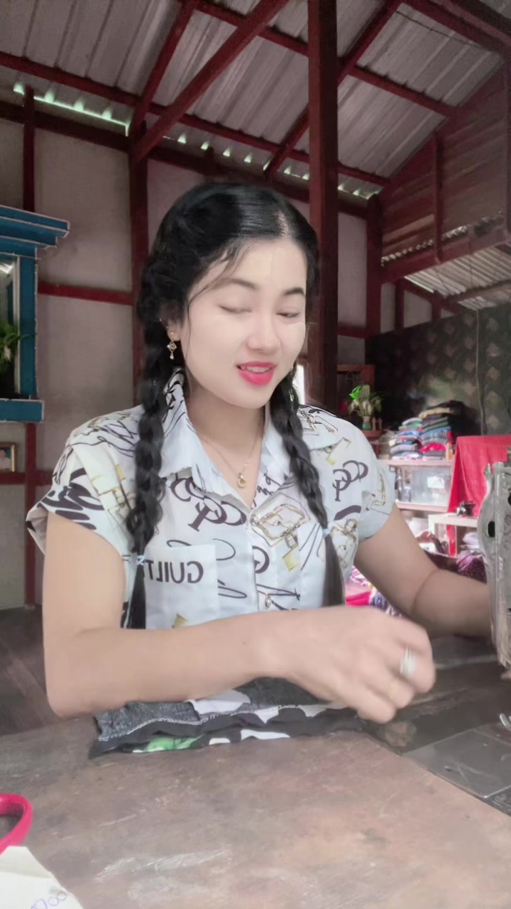 @๐July Moe๐(12/)แแแแบแแฐแธแแฐ๐