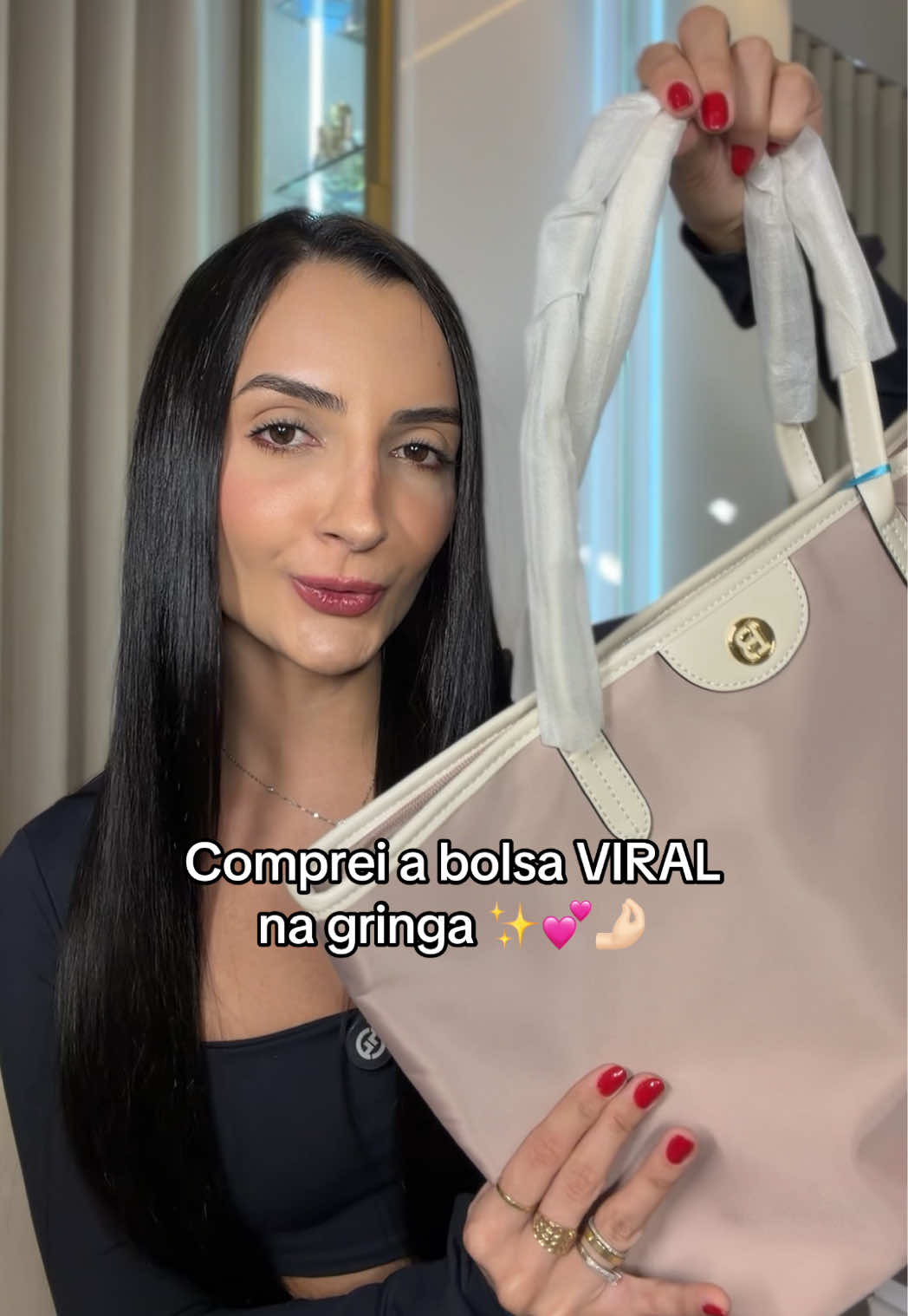 @J&uacute;lia Ferolla