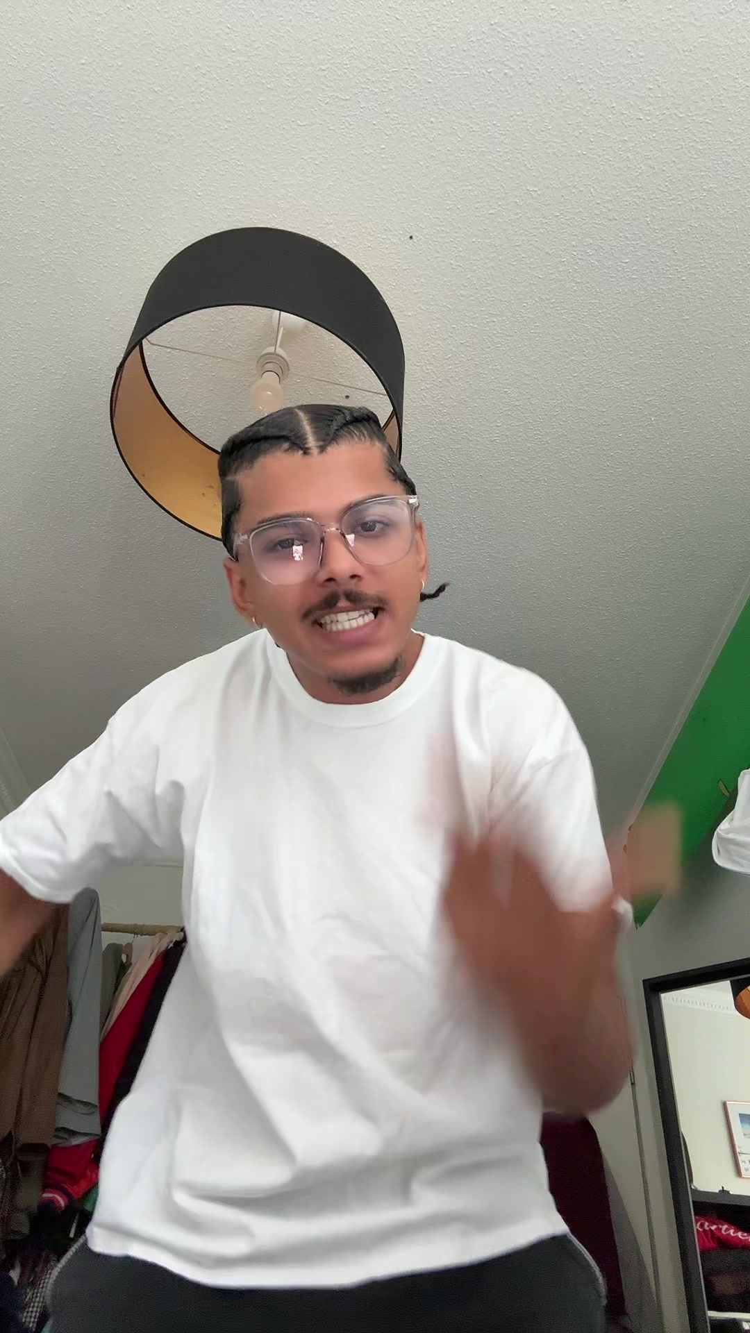 @FLO