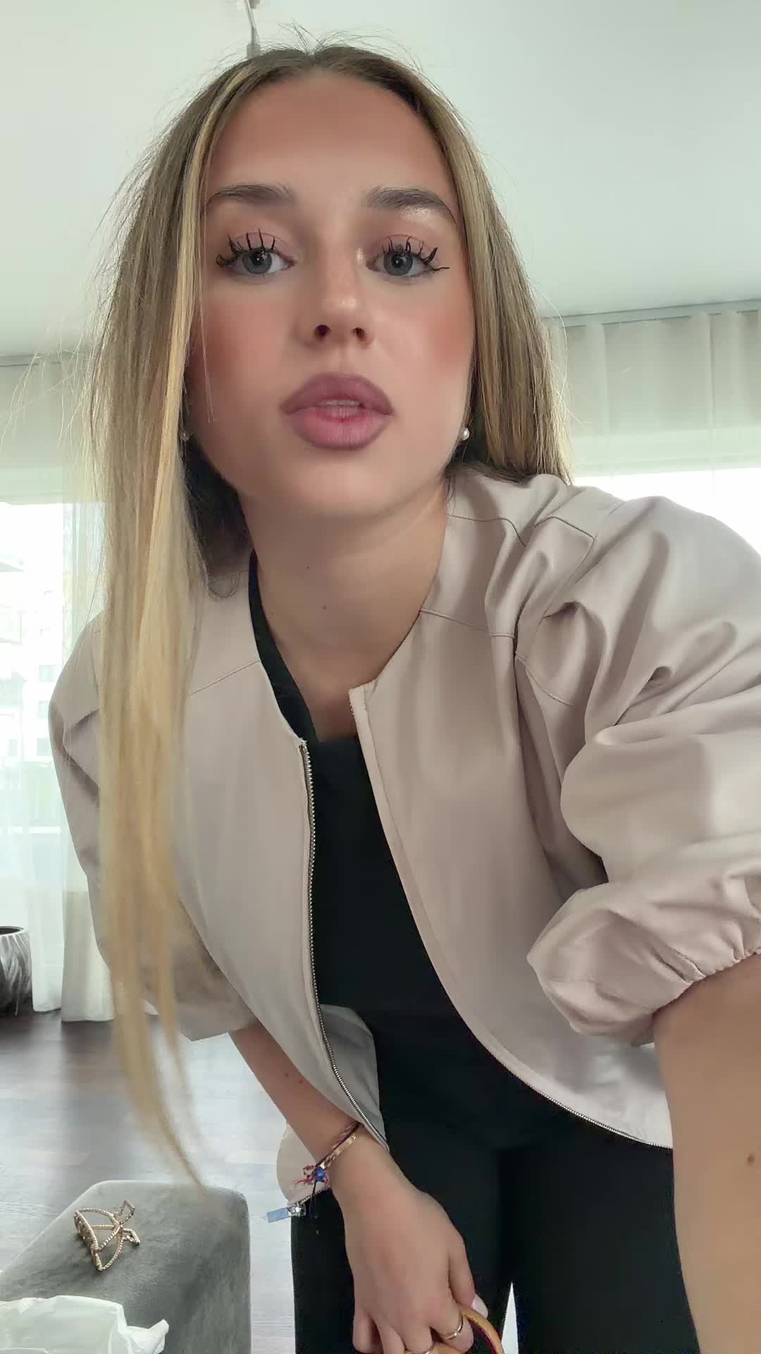 @Chrissy