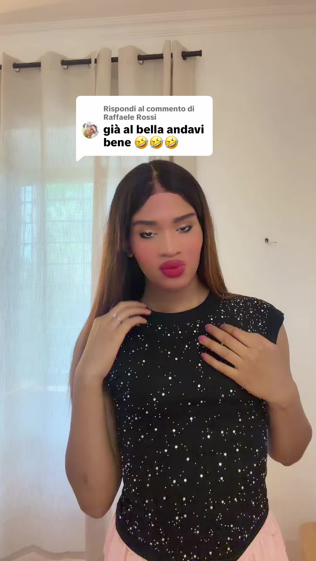 @IG: @la.evelynaa