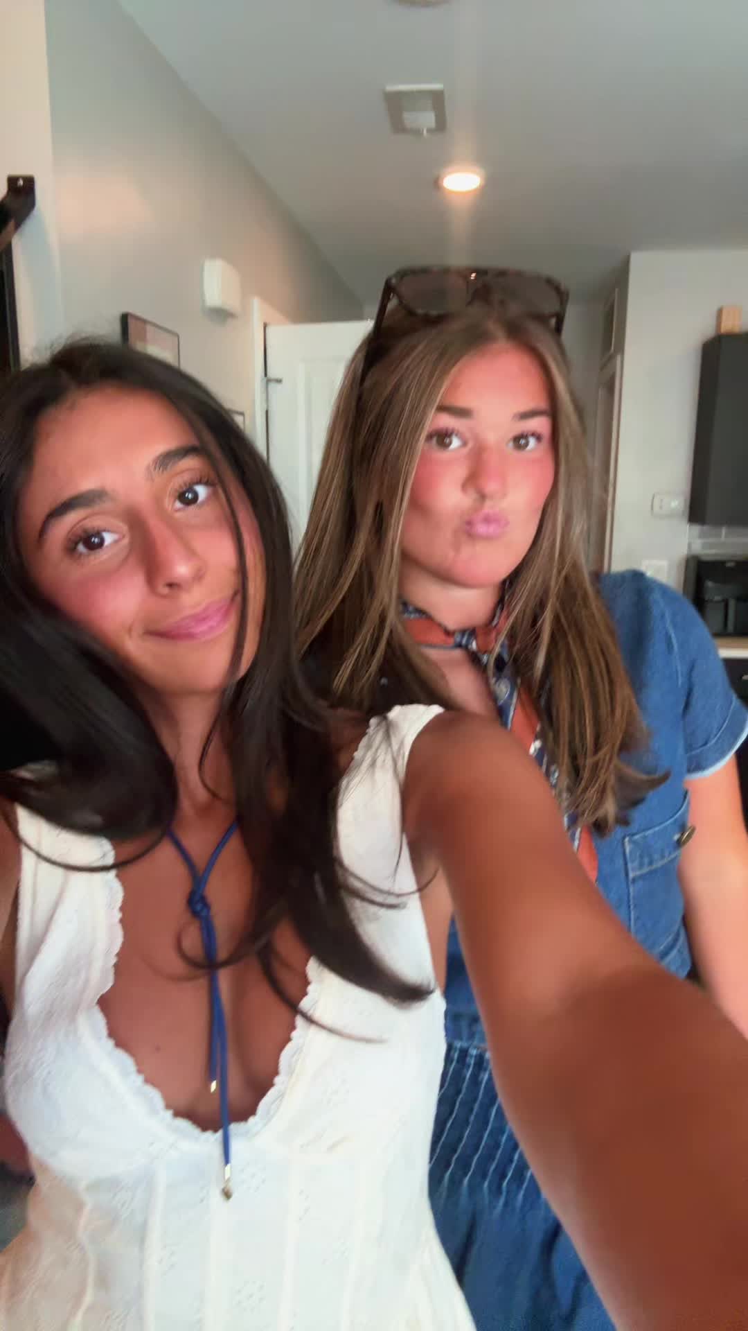 @Gia Gia Gia