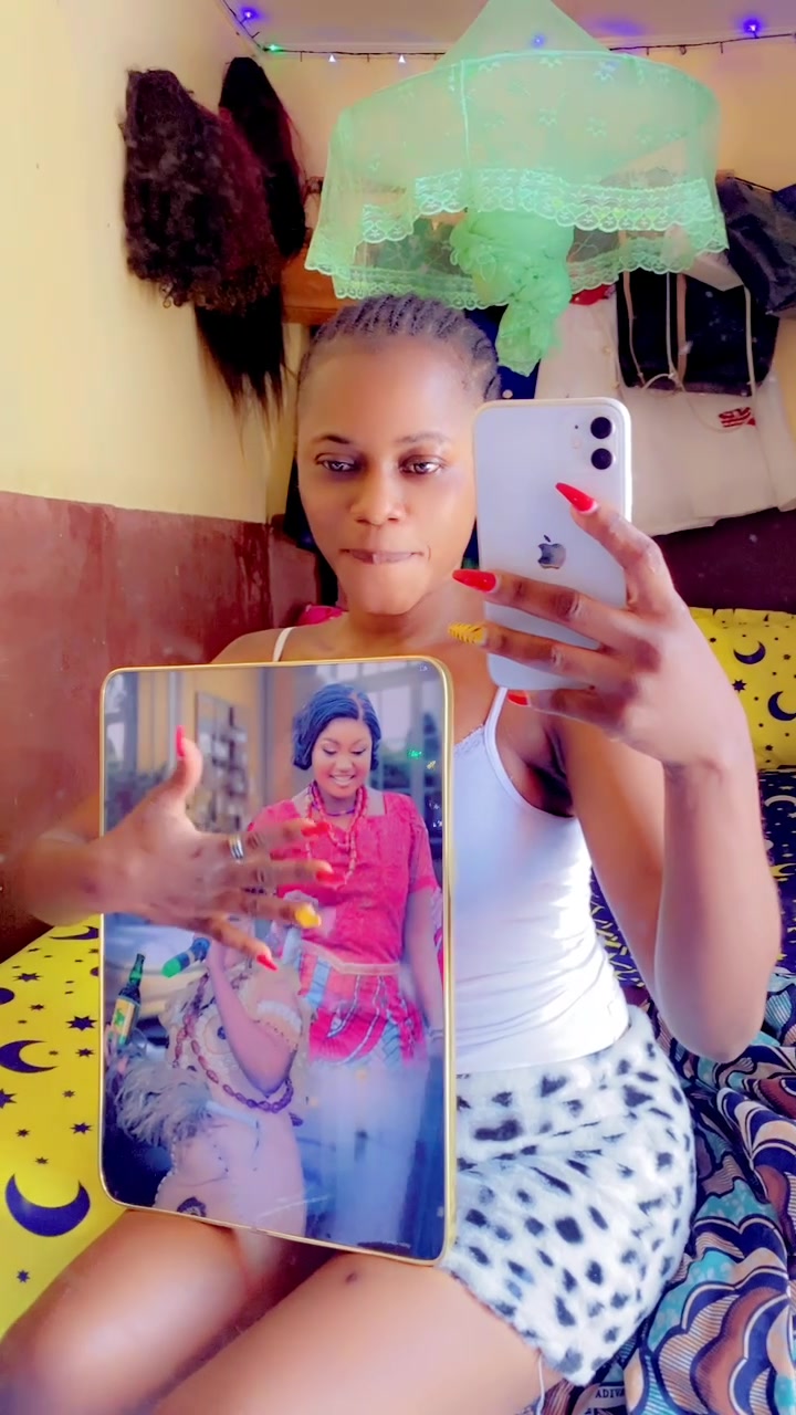 @Ruth okemi la star💋💝❤️