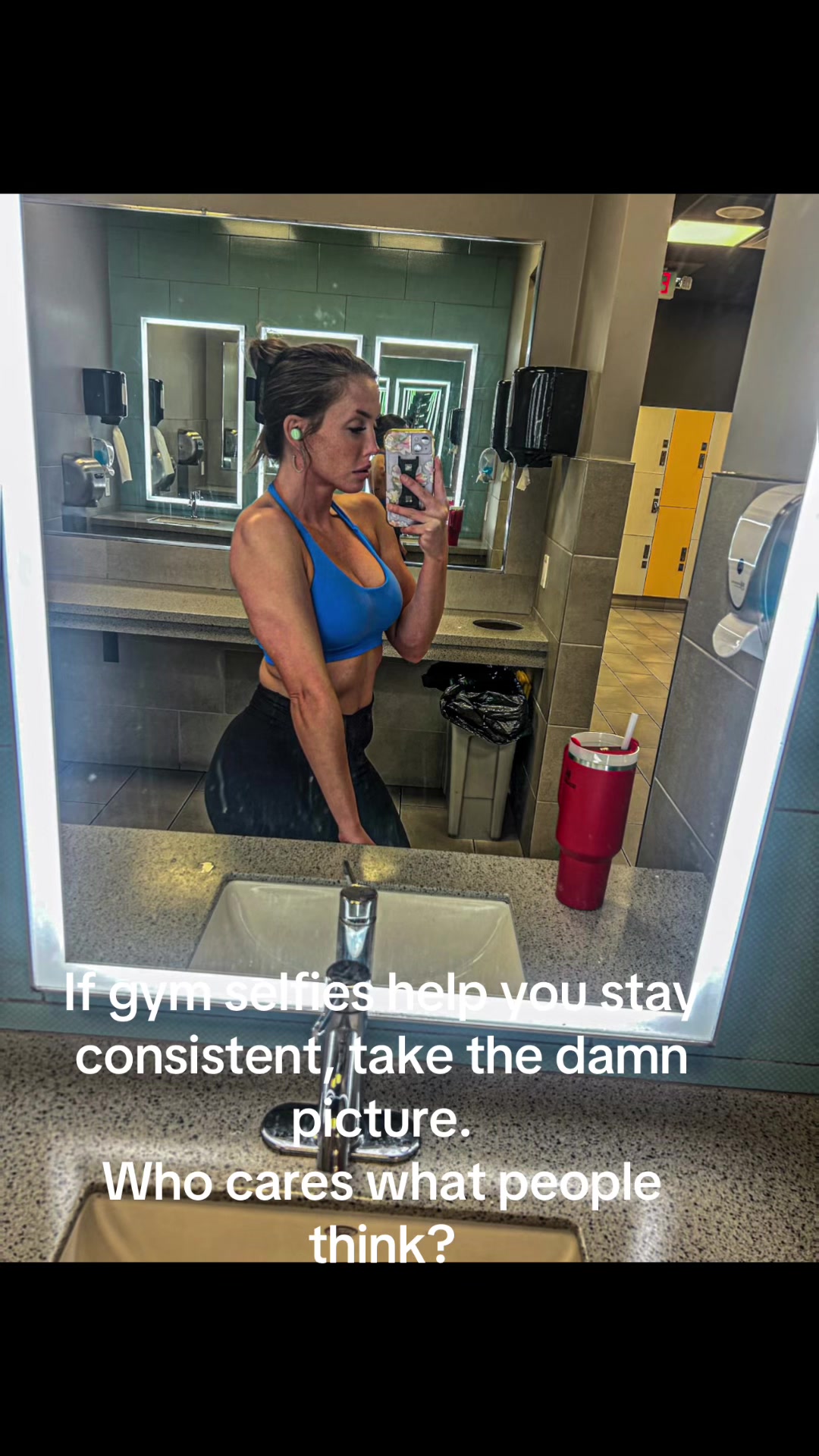 @laurenraebellion25