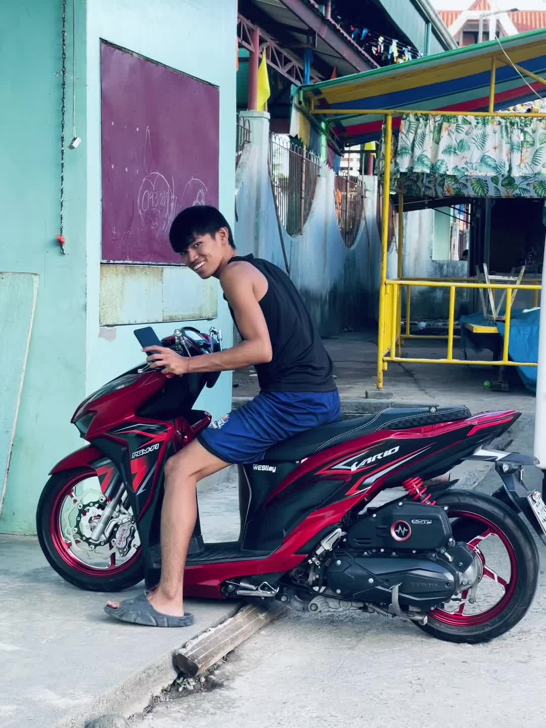 @J⚡️DEEE