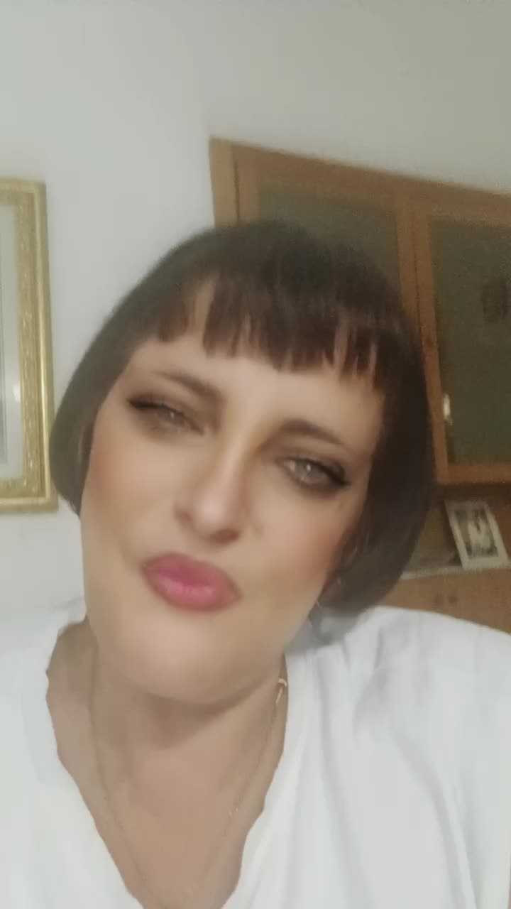 @isabella