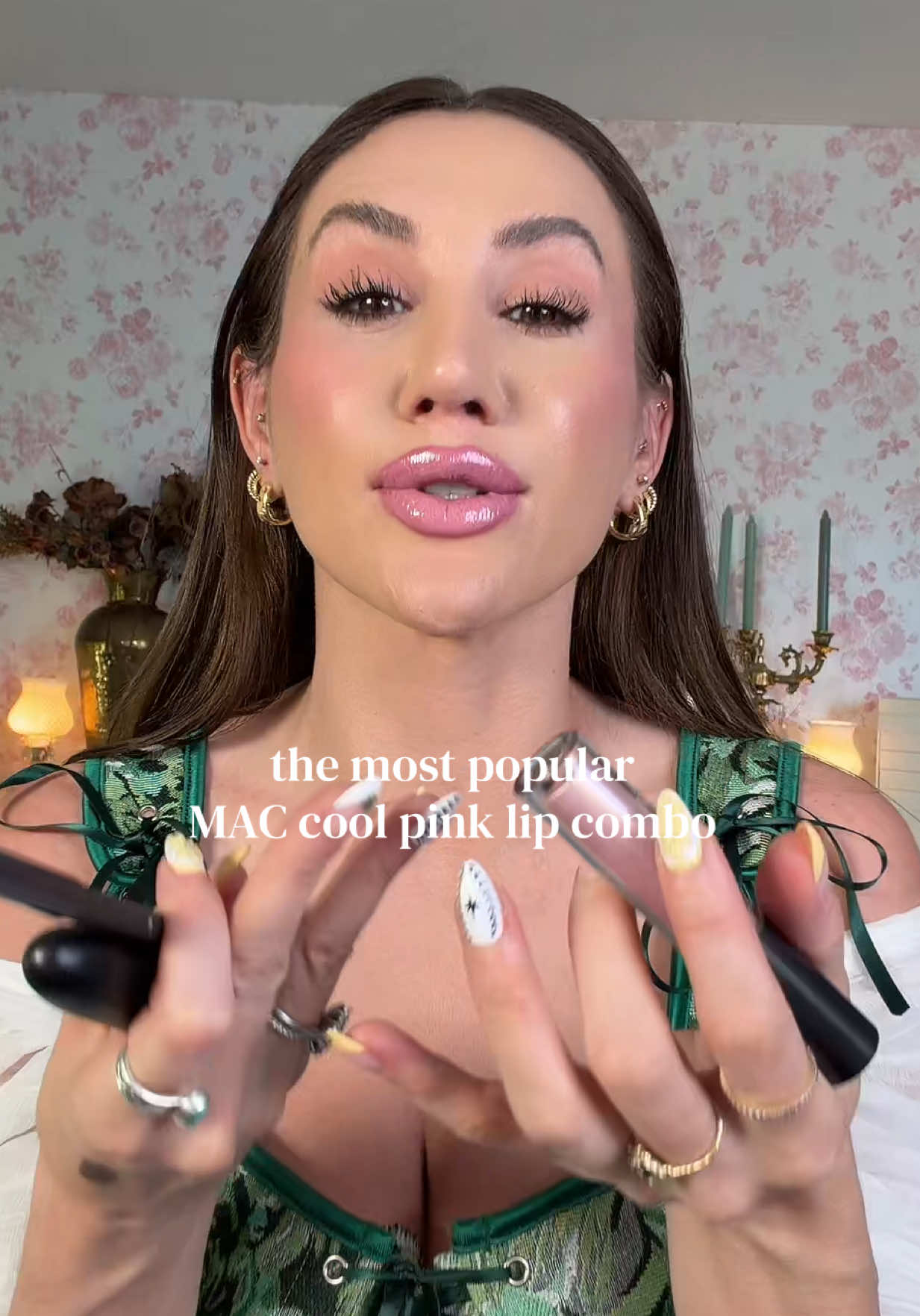 @Alexis Christine