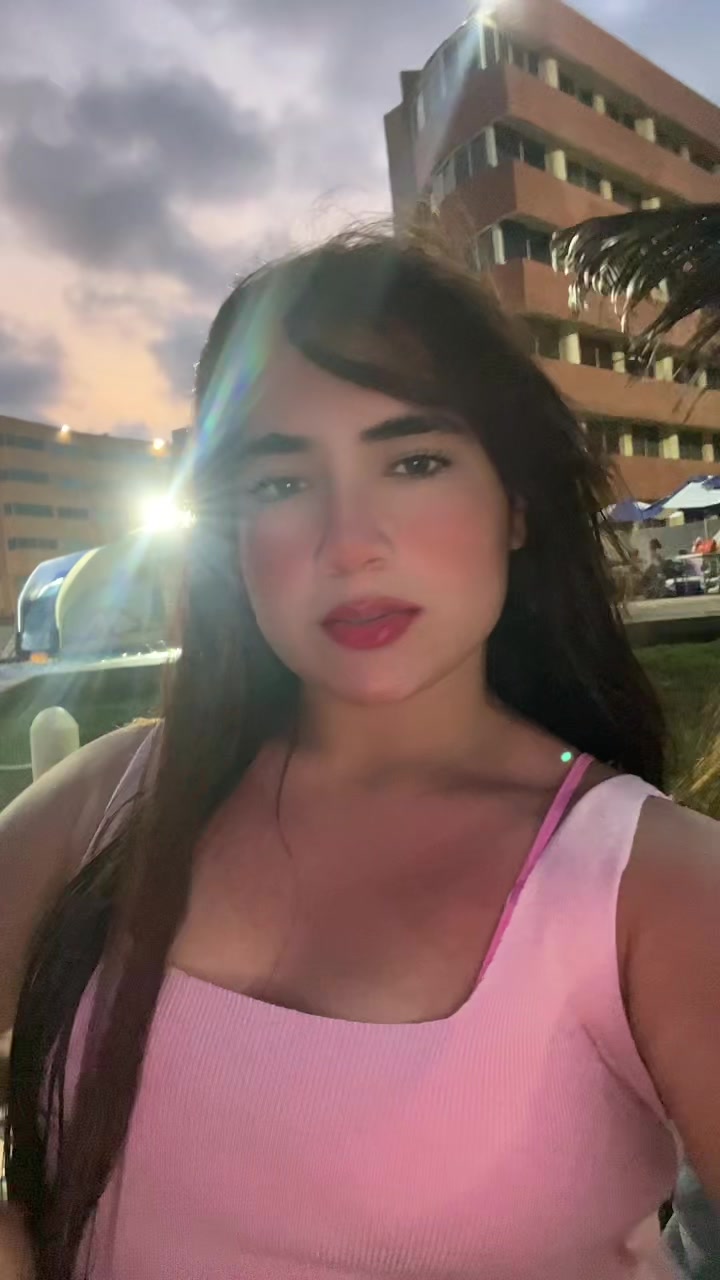 @camiacosta