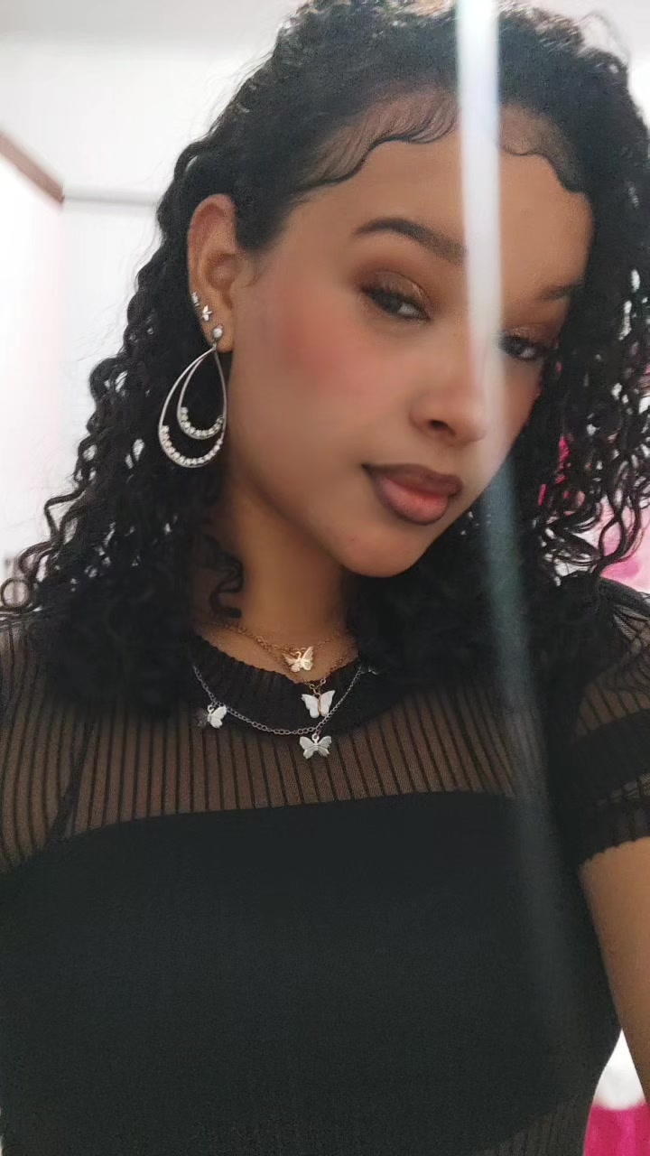 @Vick_Santos🖤