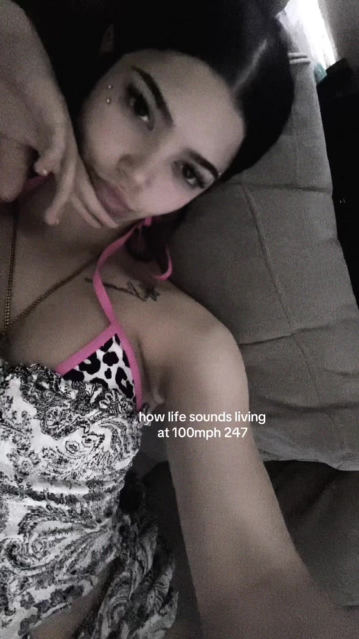 @️