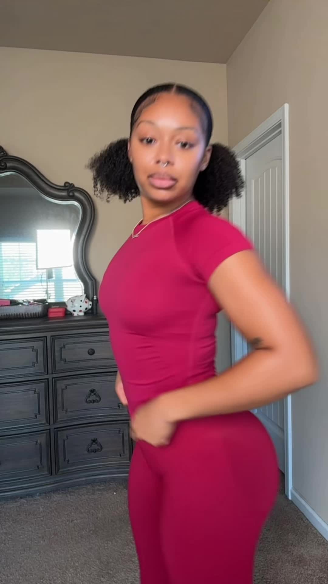 @thealmondxmilk