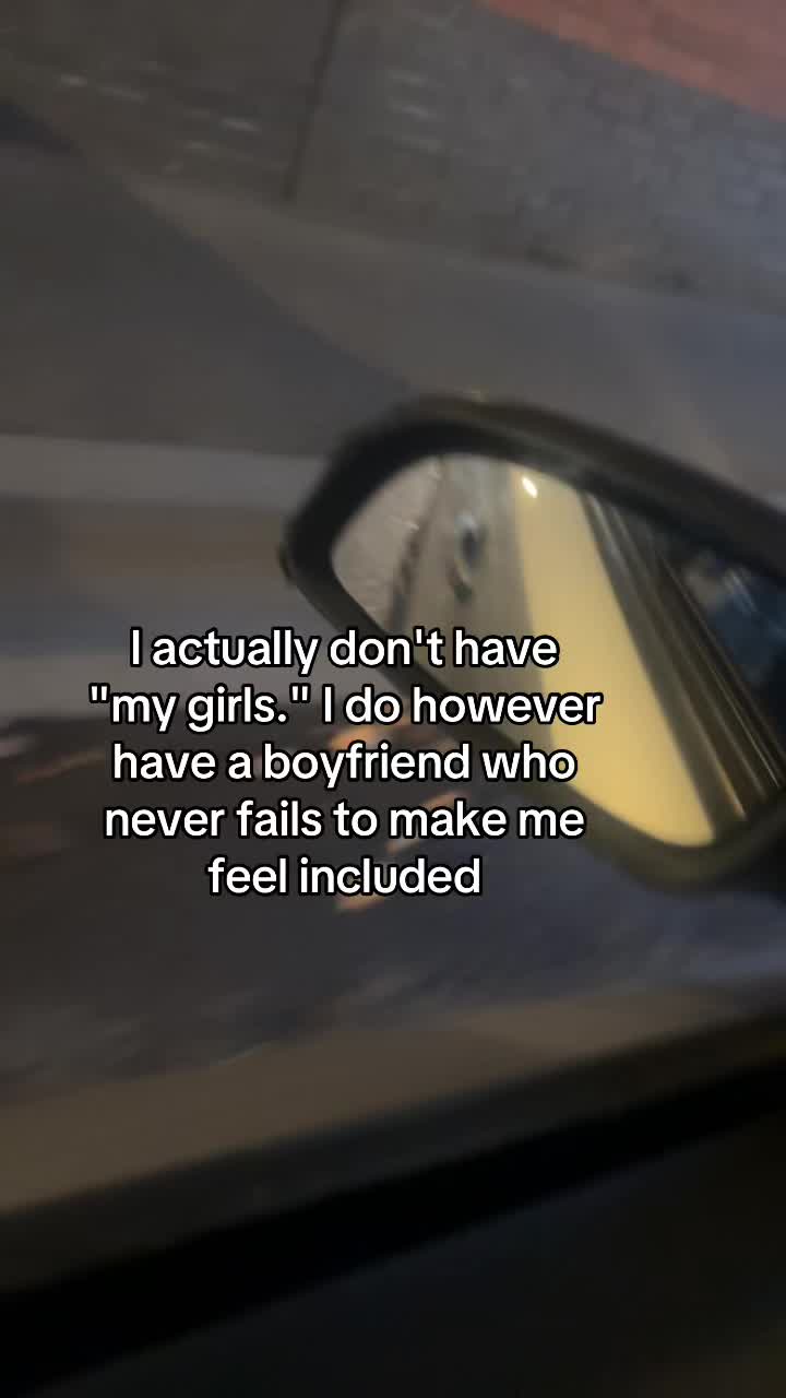 @AirFreya Matthews 😏🩶
