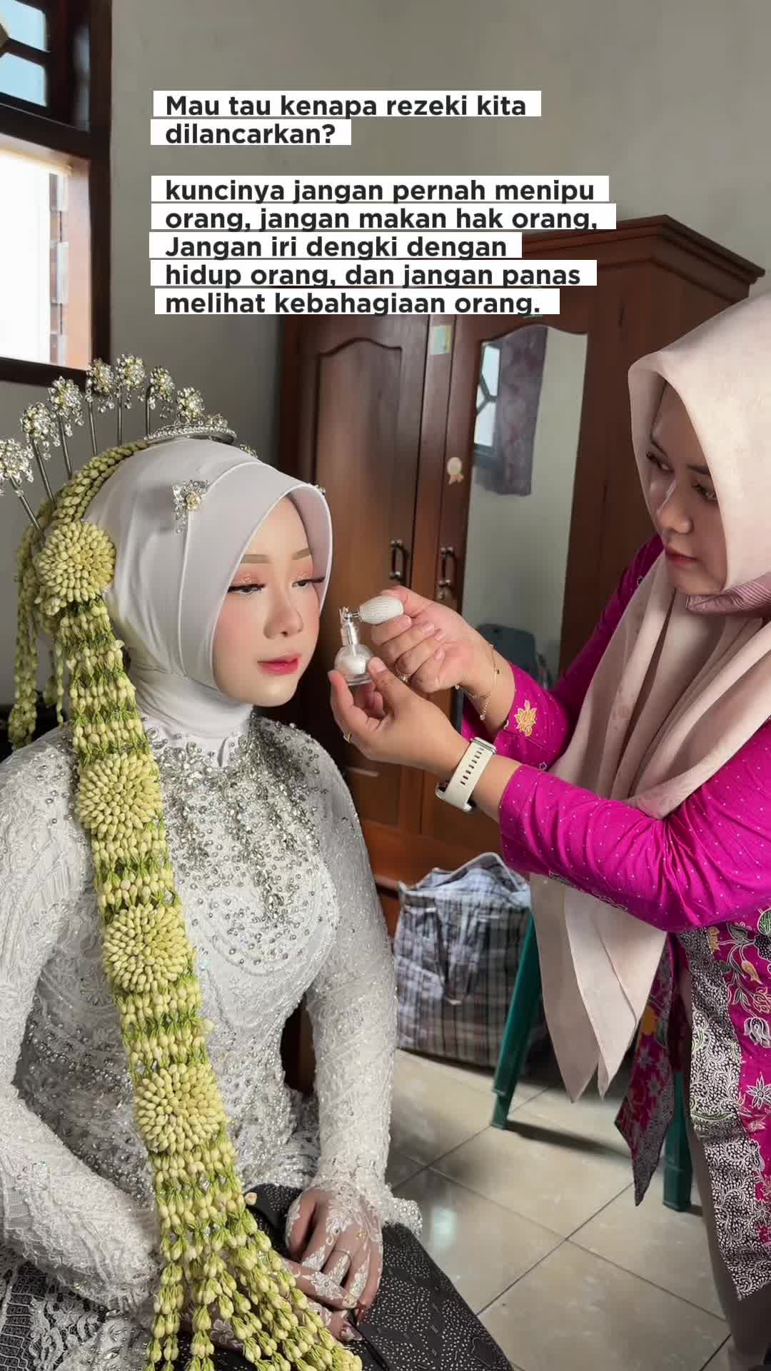 @Mertha Yuana Makeup