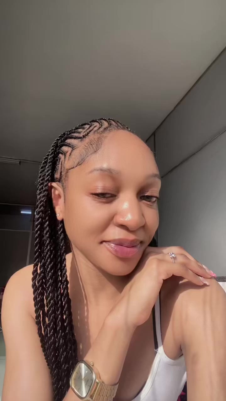 @𝓛𝓘𝓢♡♛💎