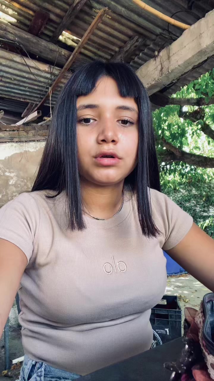 @naylamerlo