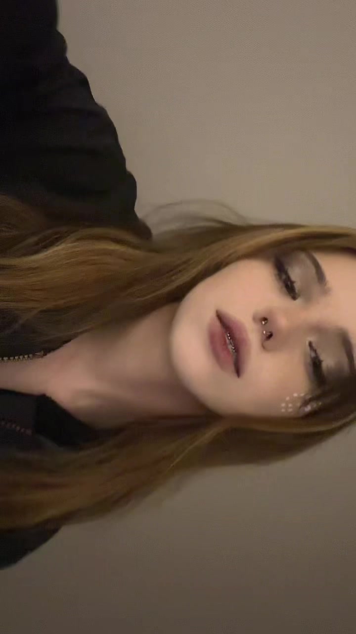 @Макима