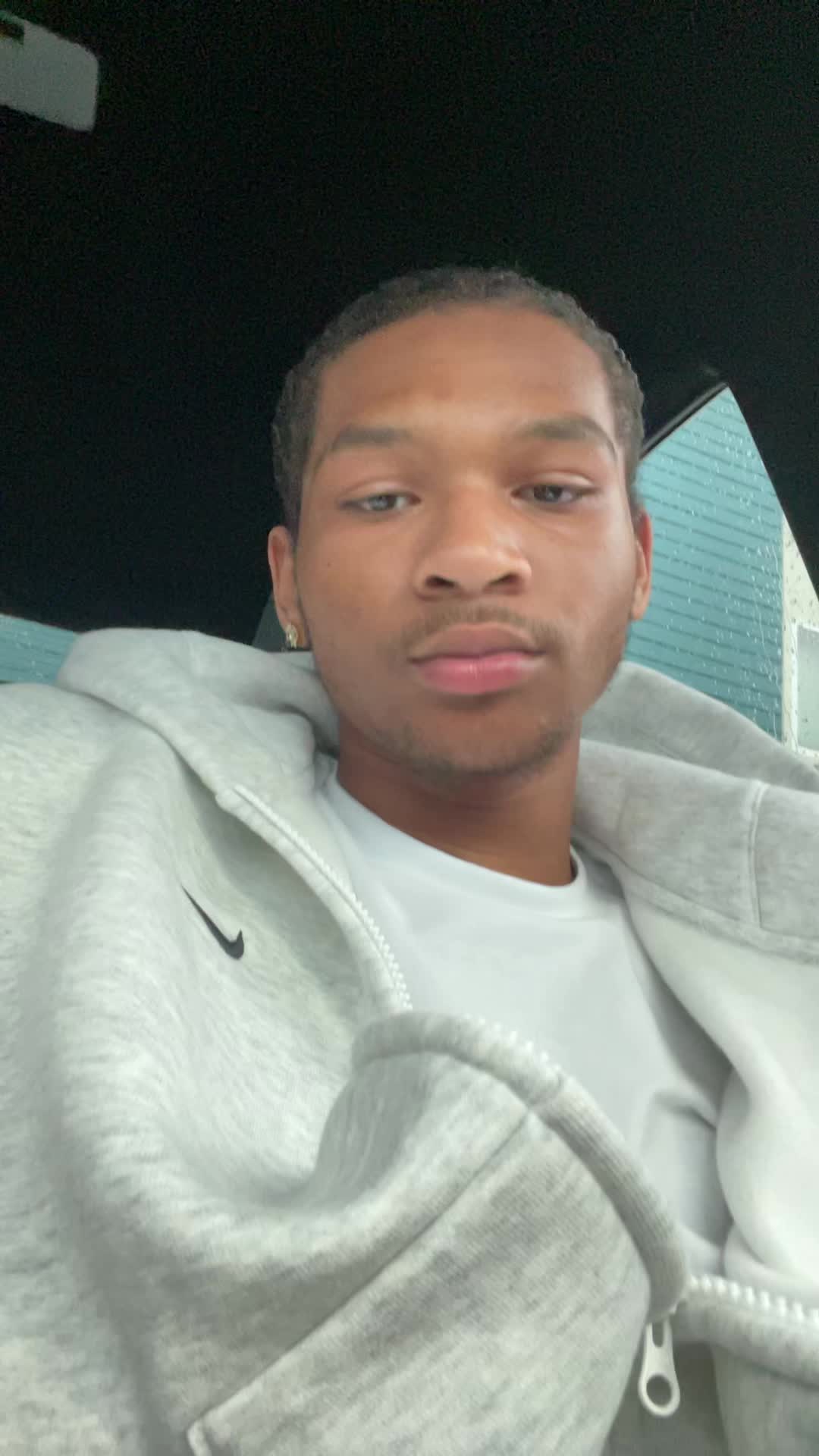 @Bj