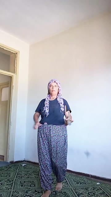 @32Y&ouml;r&uuml;k kızı Mercan G&uuml;l32