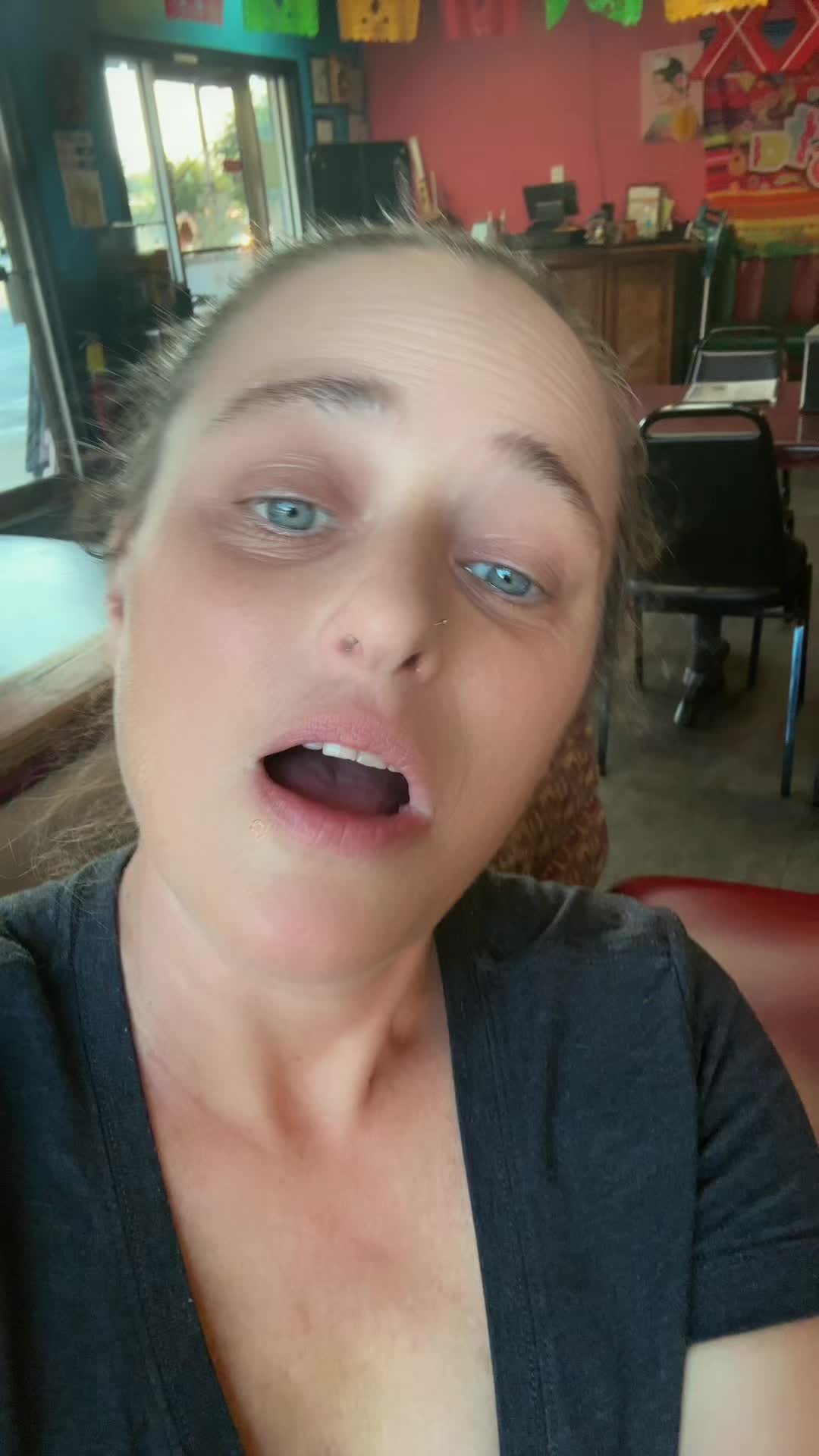@queenmal