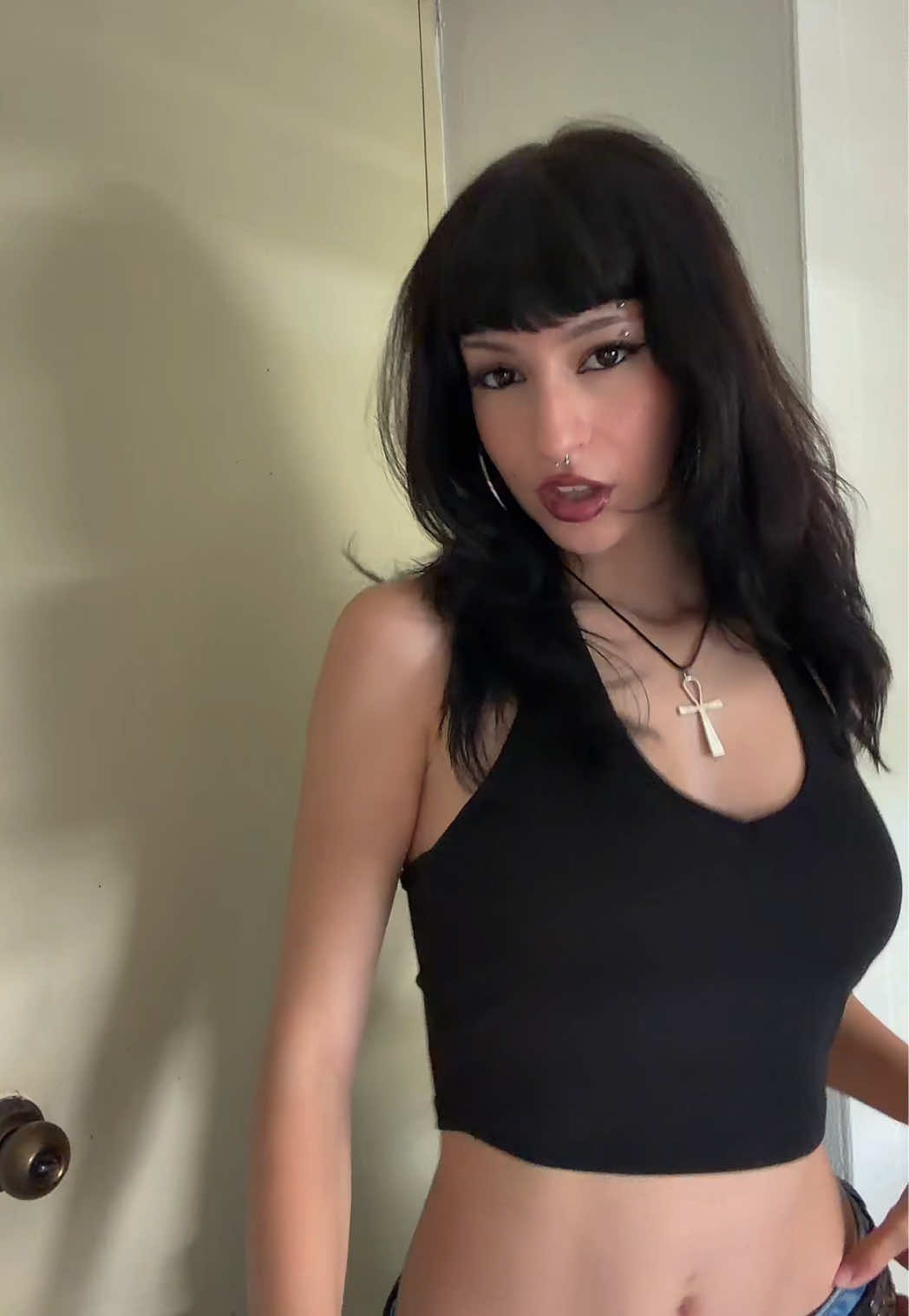 @alejandra