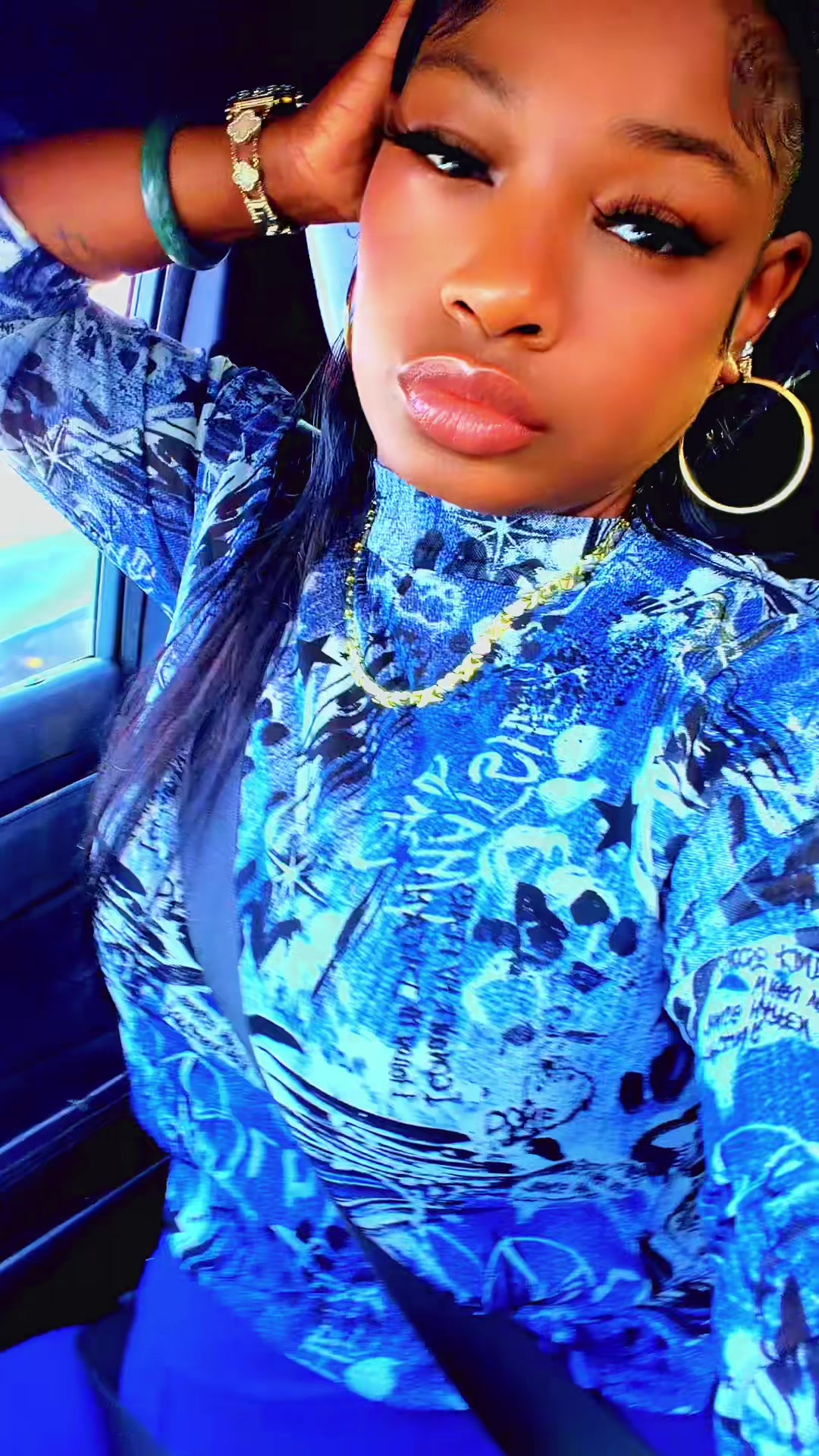@tha_ch0_sen_1💋