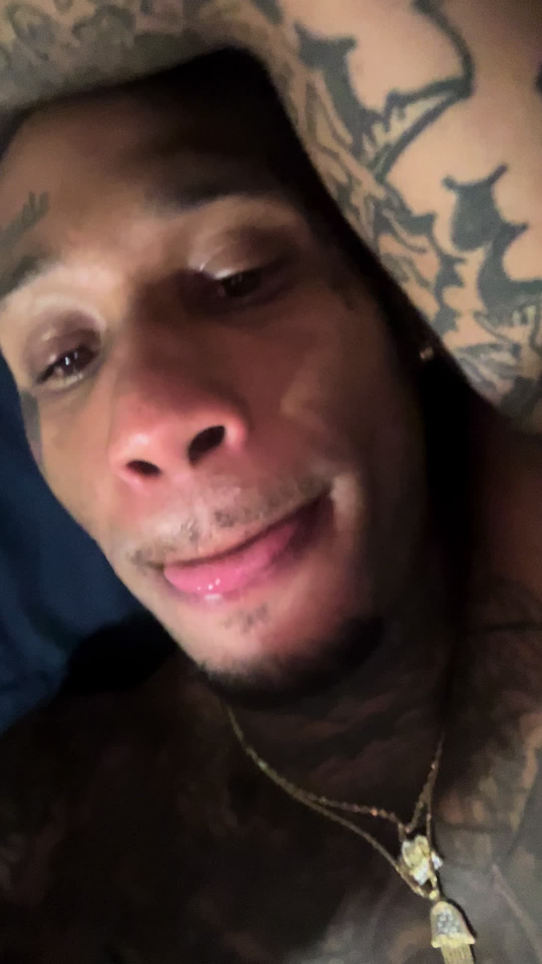 @theejamesneil