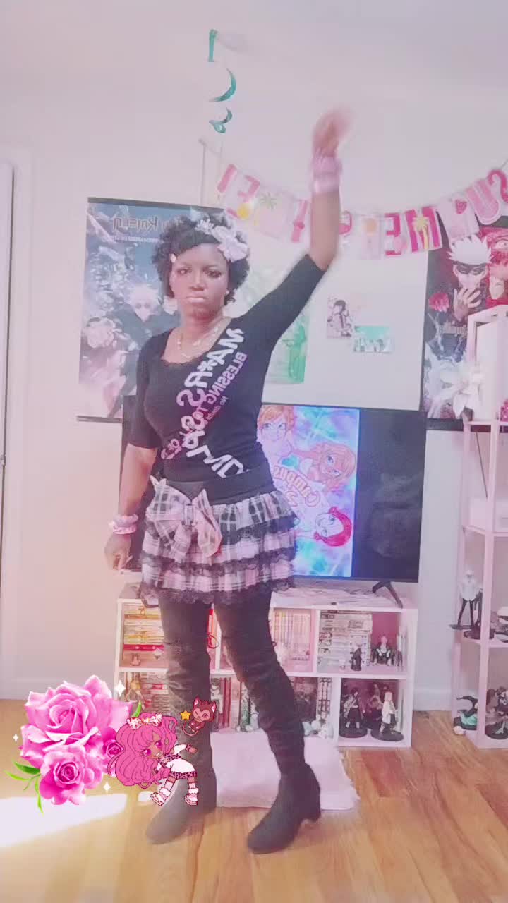 @ᕱ👑ᕱ