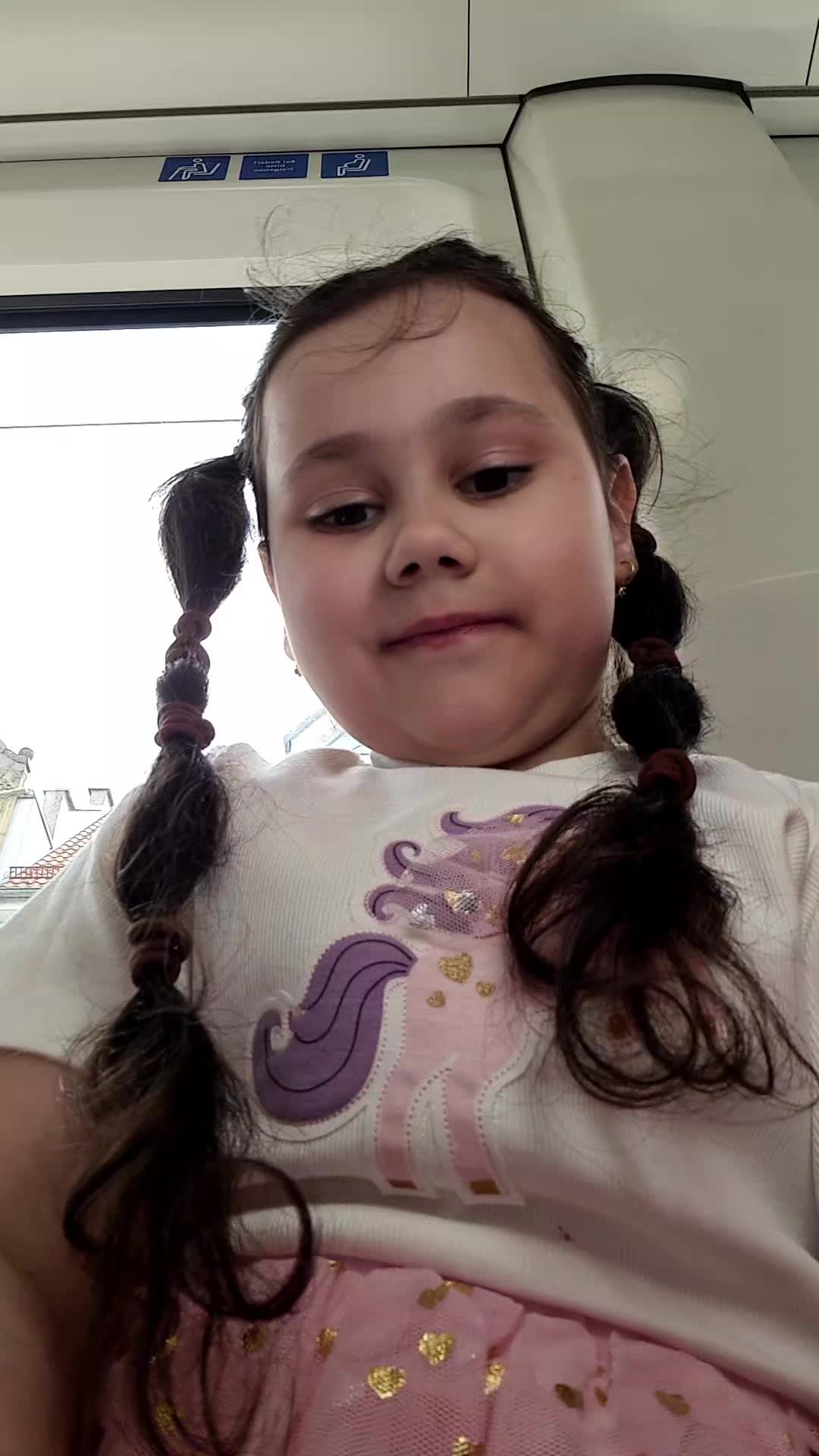 @Emyemy Emy