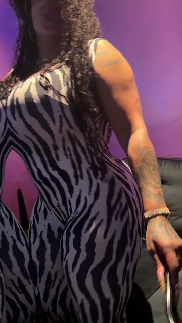 @cashnmyhand_