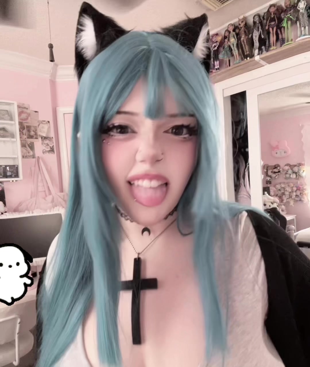 @Kat