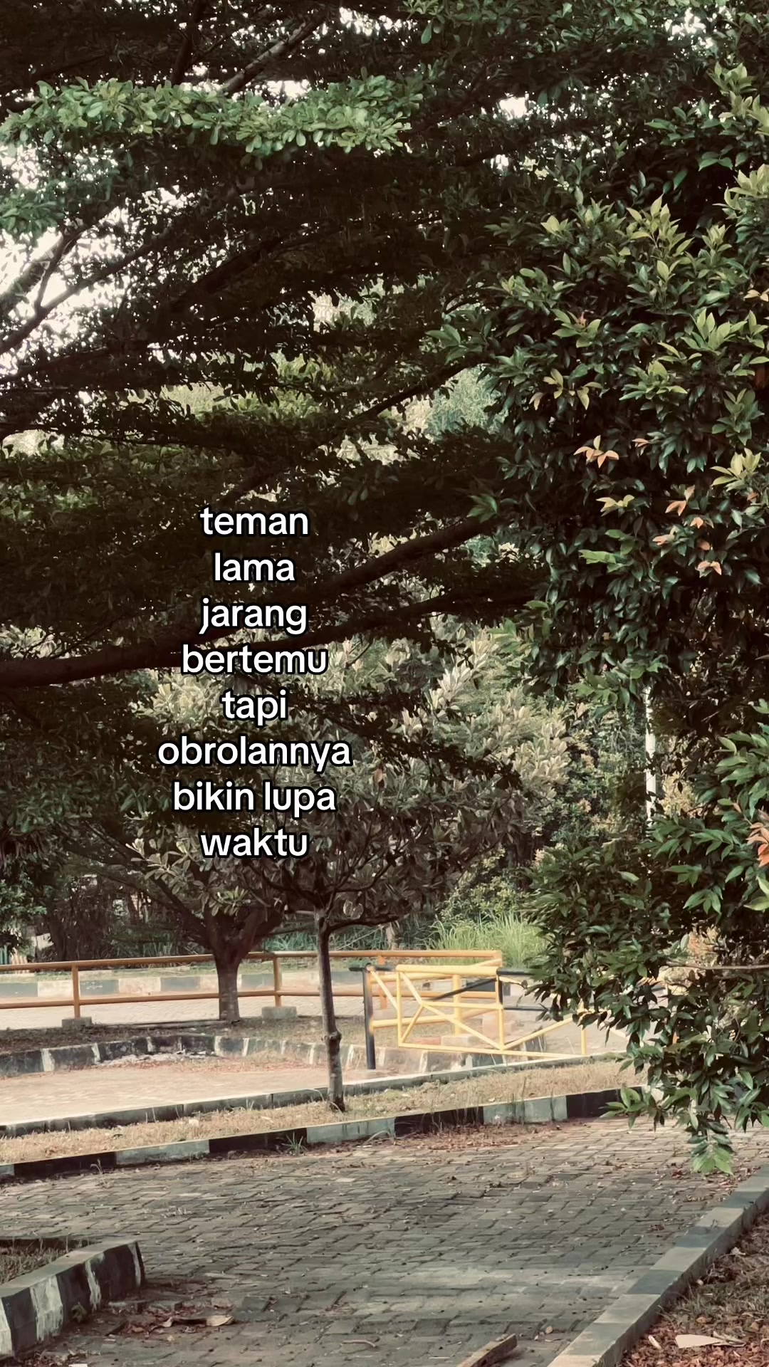 @SUKA GALAUUU