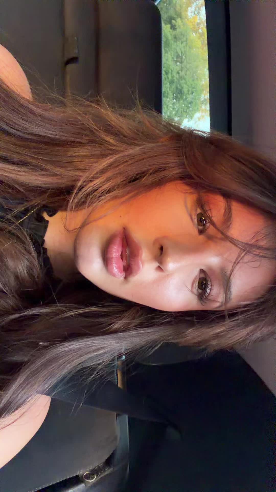 @🪭 Karolinka 🪭