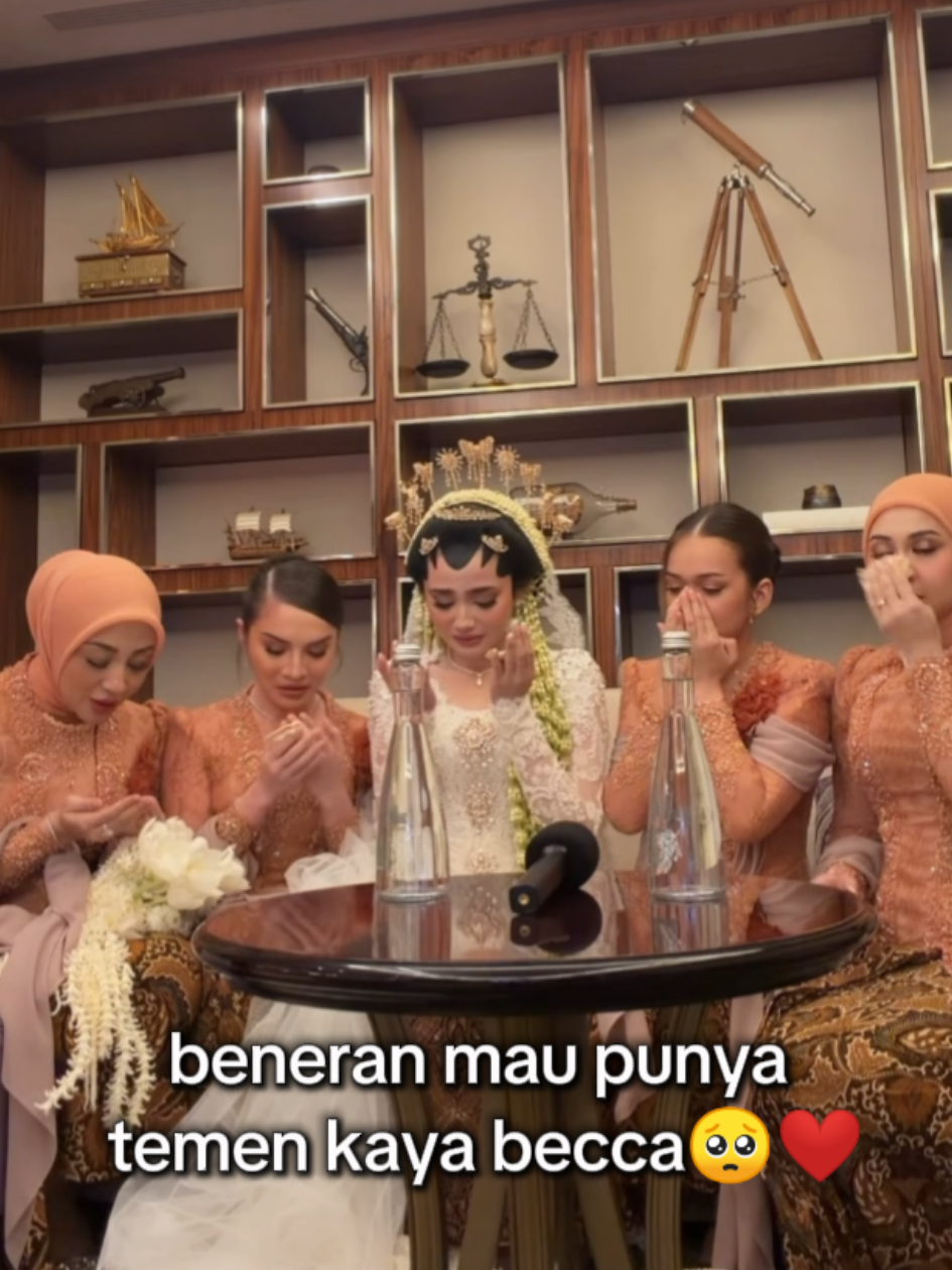 @POLISI GOSIP